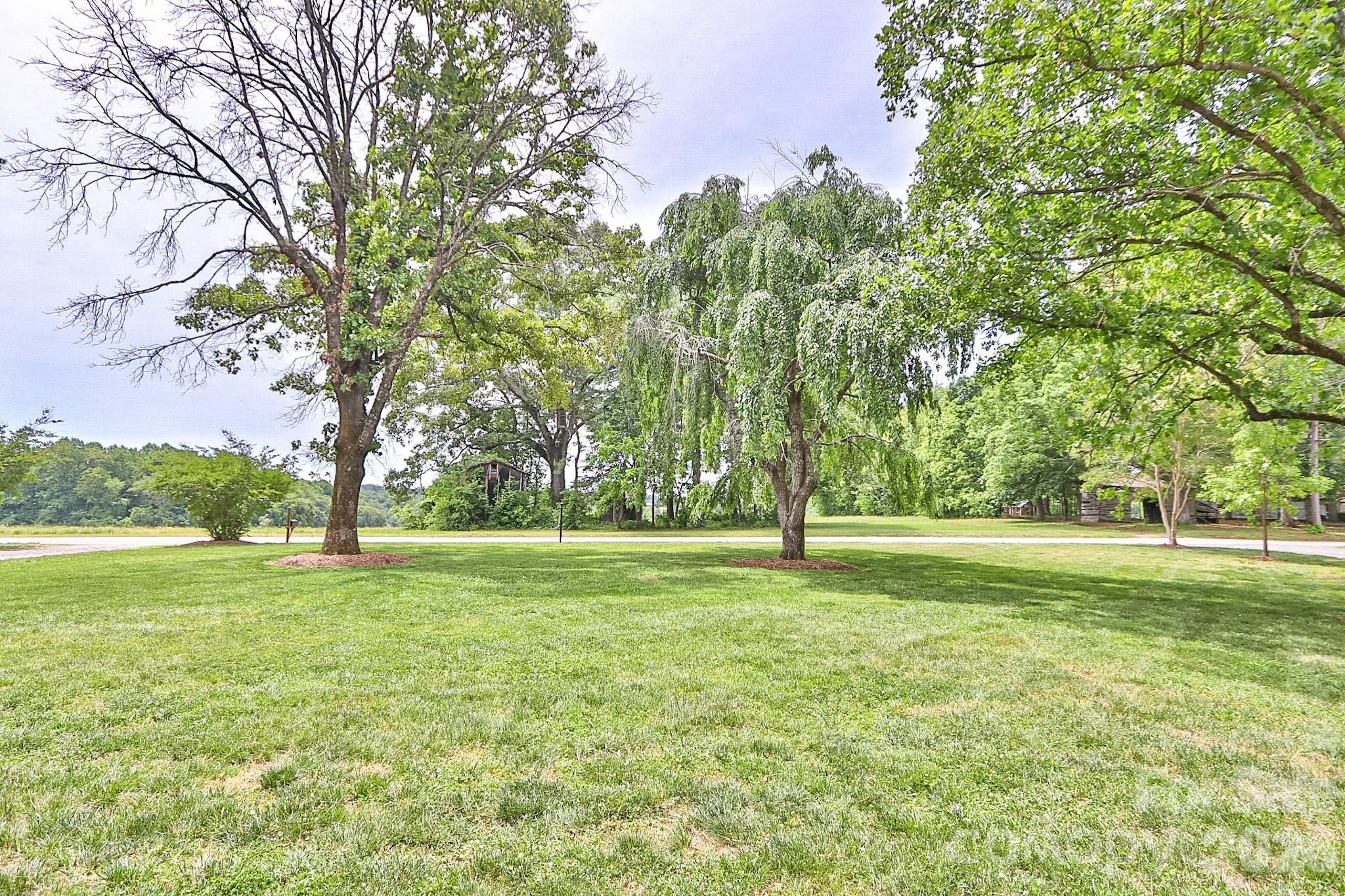 4844 Saint Paul Church Road — Hamptonville