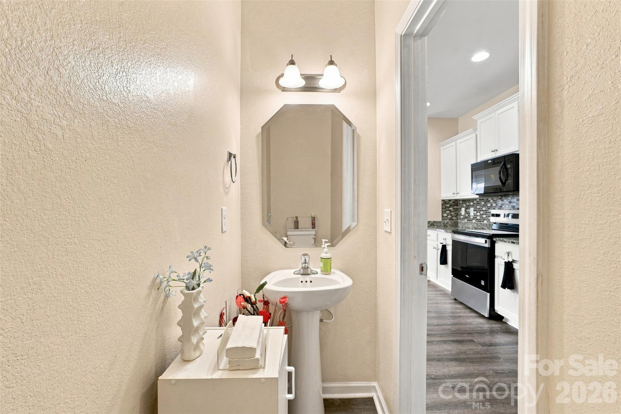 4008 Tulocay Lane — Charlotte
