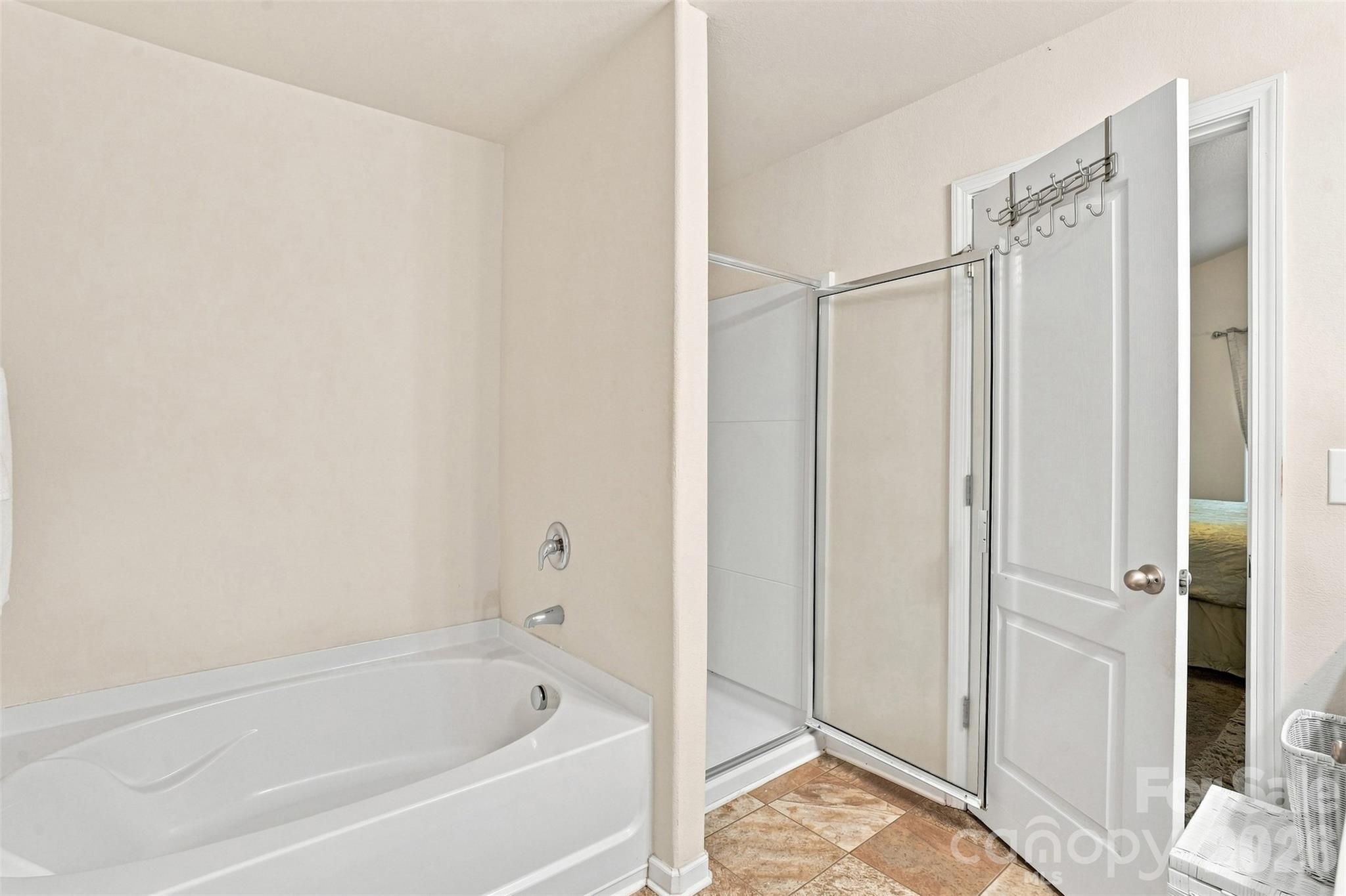 4008 Tulocay Lane — Charlotte