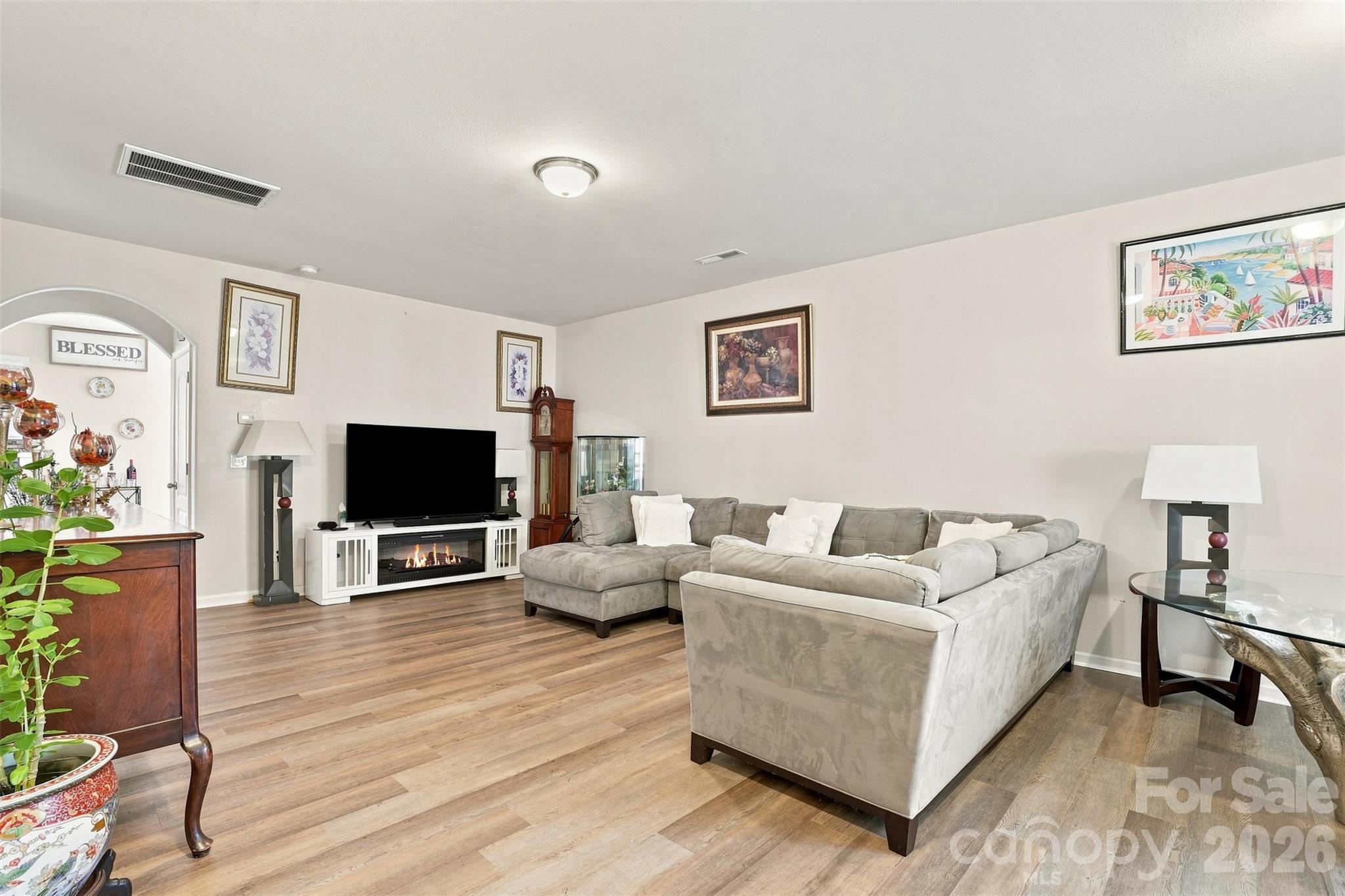 4008 Tulocay Lane — Charlotte