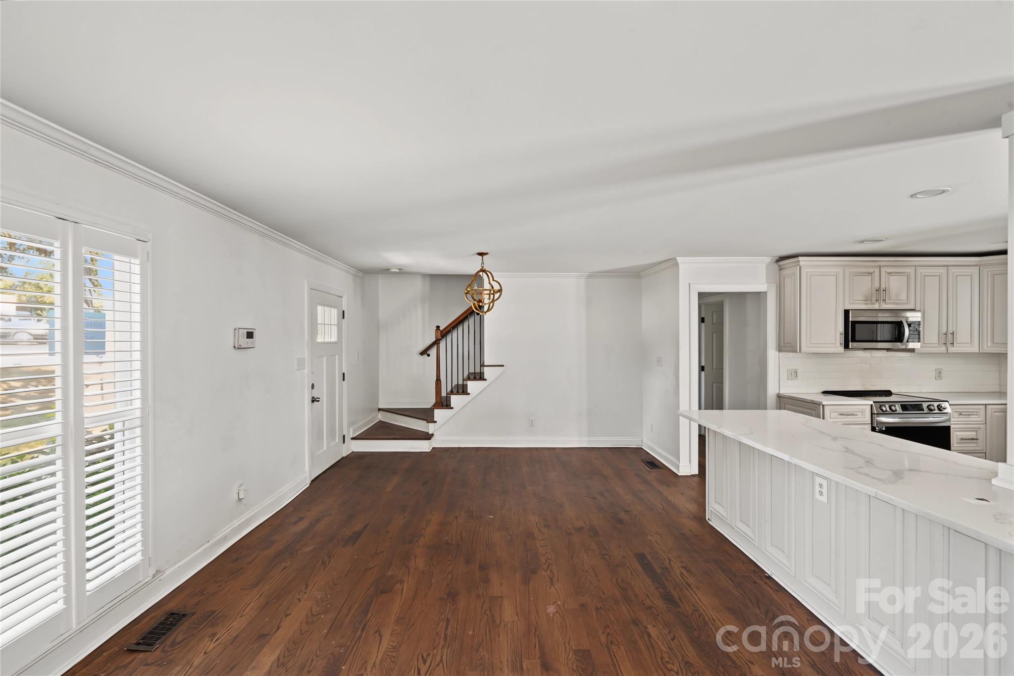 3453 Selwyn Avenue — Charlotte