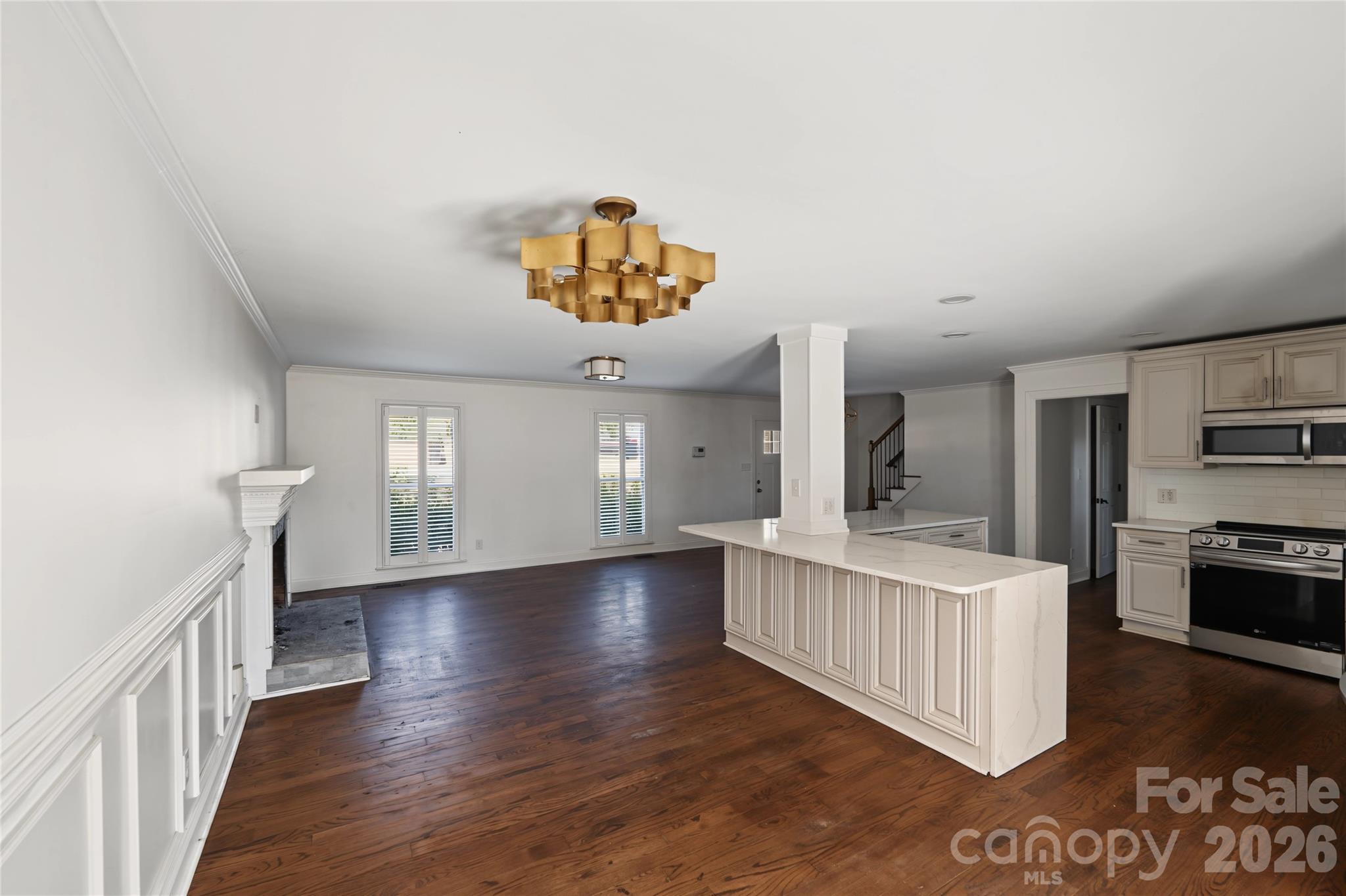 3453 Selwyn Avenue — Charlotte