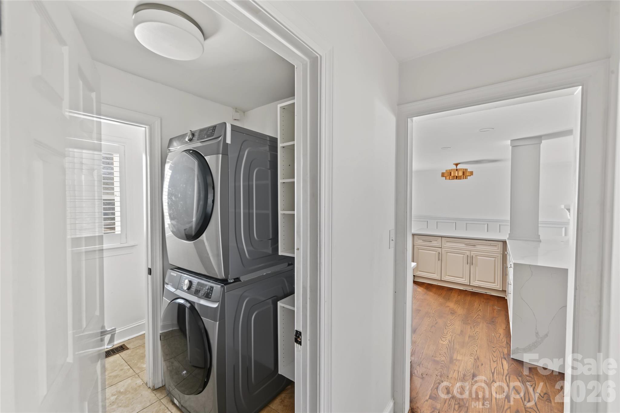 3453 Selwyn Avenue — Charlotte