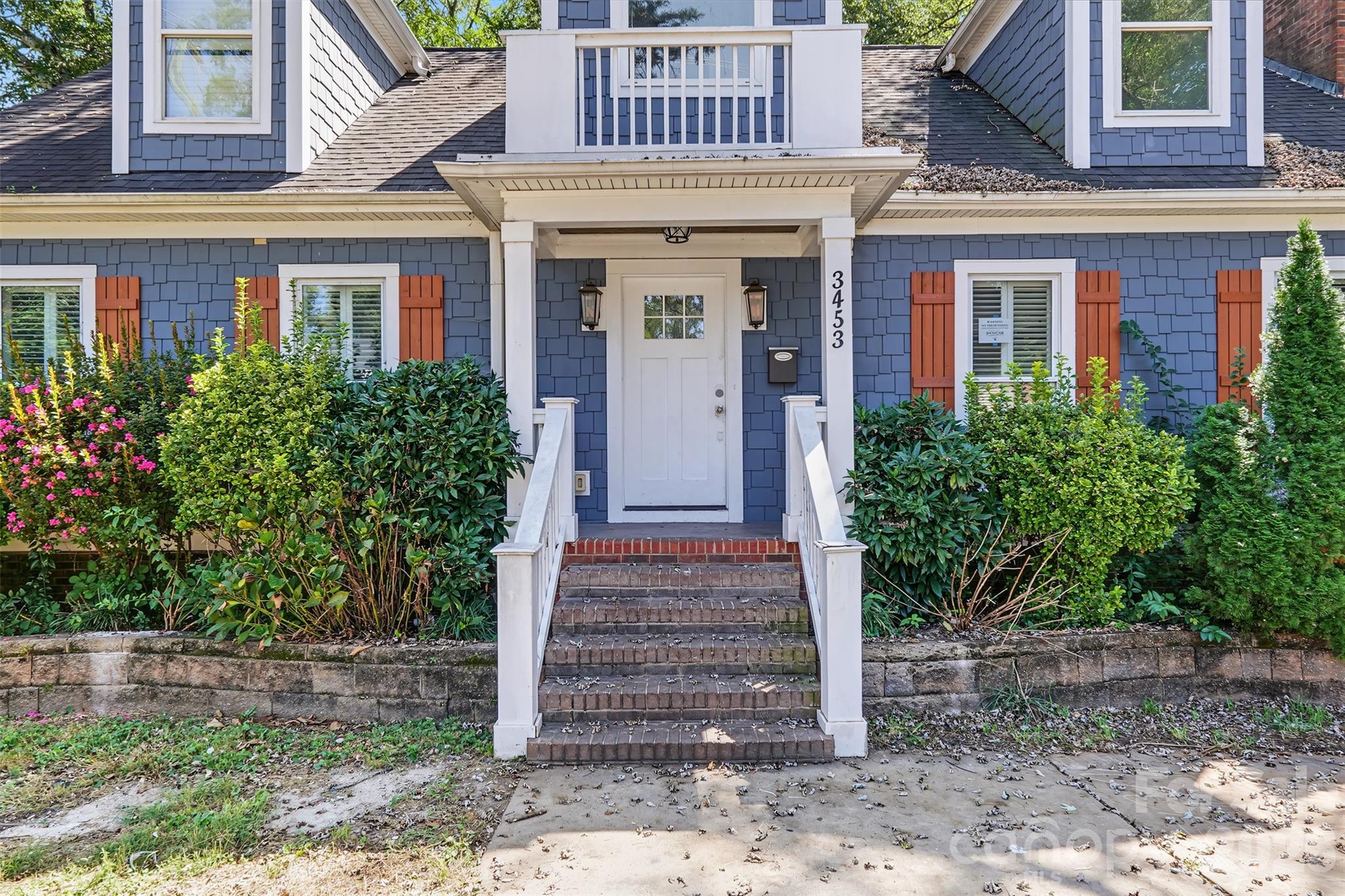3453 Selwyn Avenue — Charlotte