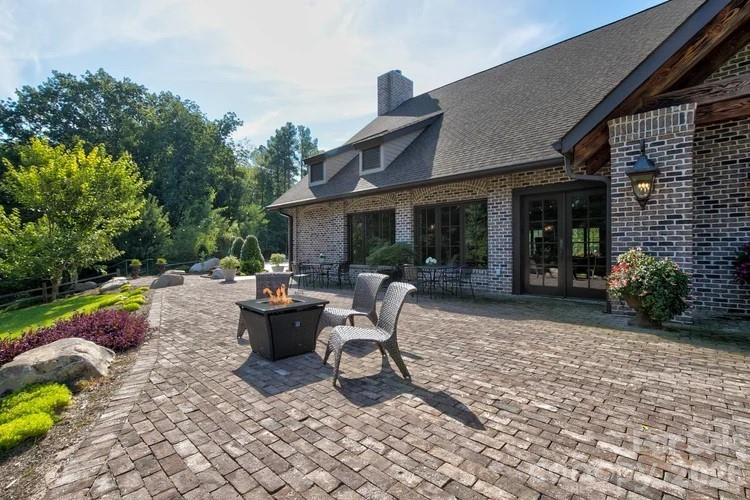 4223 Cedar Creek Road — Lancaster
