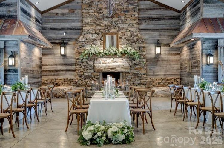 4223 Cedar Creek Road — Lancaster
