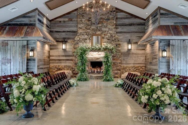 4223 Cedar Creek Road — Lancaster