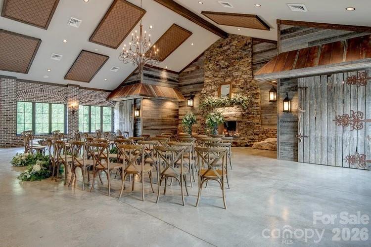 4223 Cedar Creek Road — Lancaster