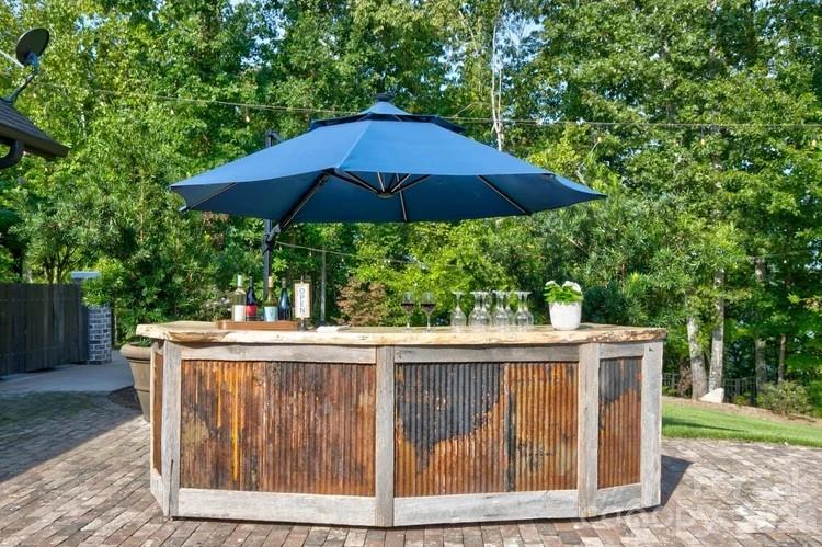4223 Cedar Creek Road — Lancaster