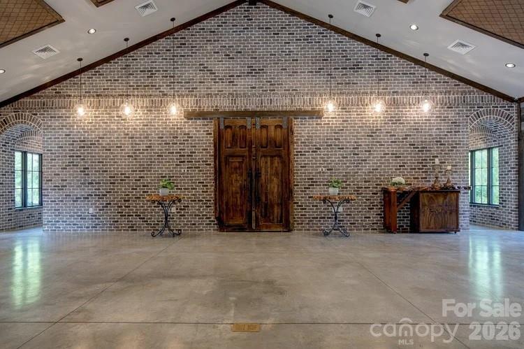 4223 Cedar Creek Road — Lancaster
