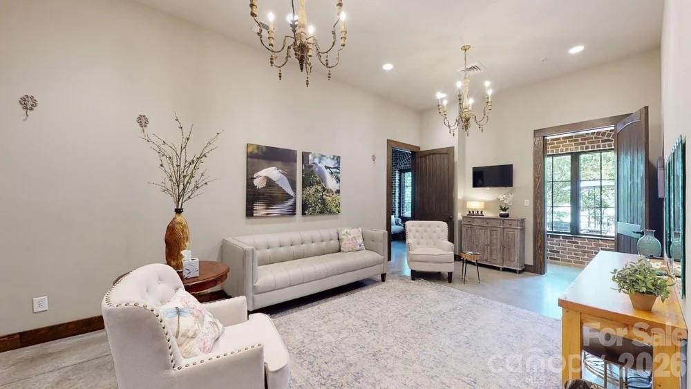4223 Cedar Creek Road — Lancaster