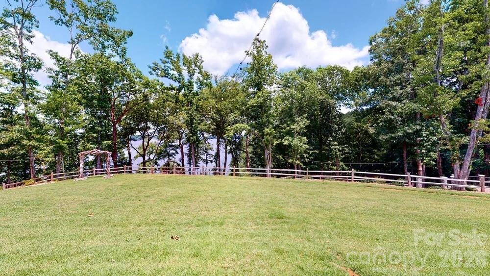 4223 Cedar Creek Road — Lancaster