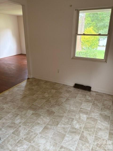 1044 Short Street — Salisbury