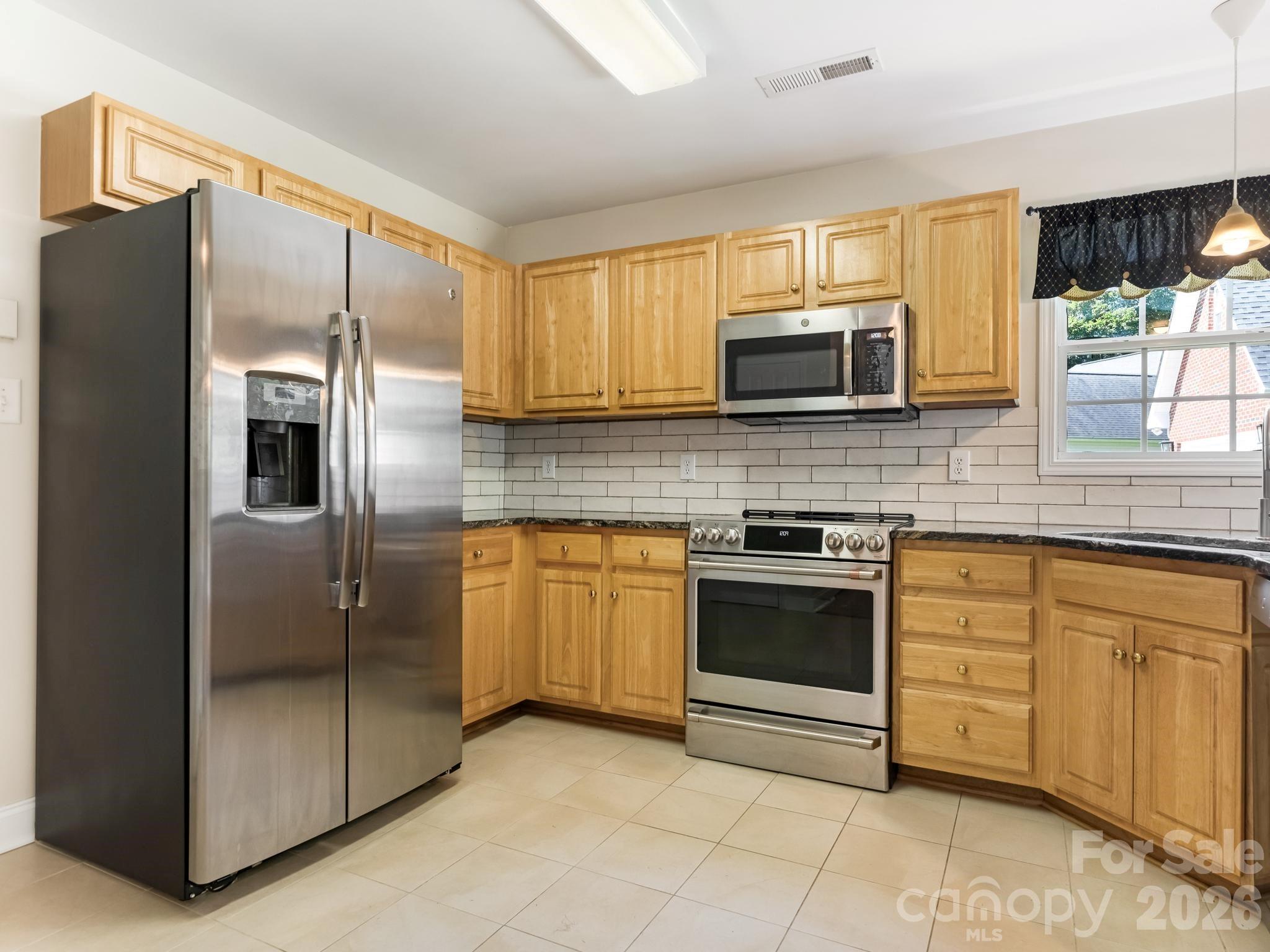 7000 Hemby Commons Parkway #13 Hemby Commons — Indian Trail