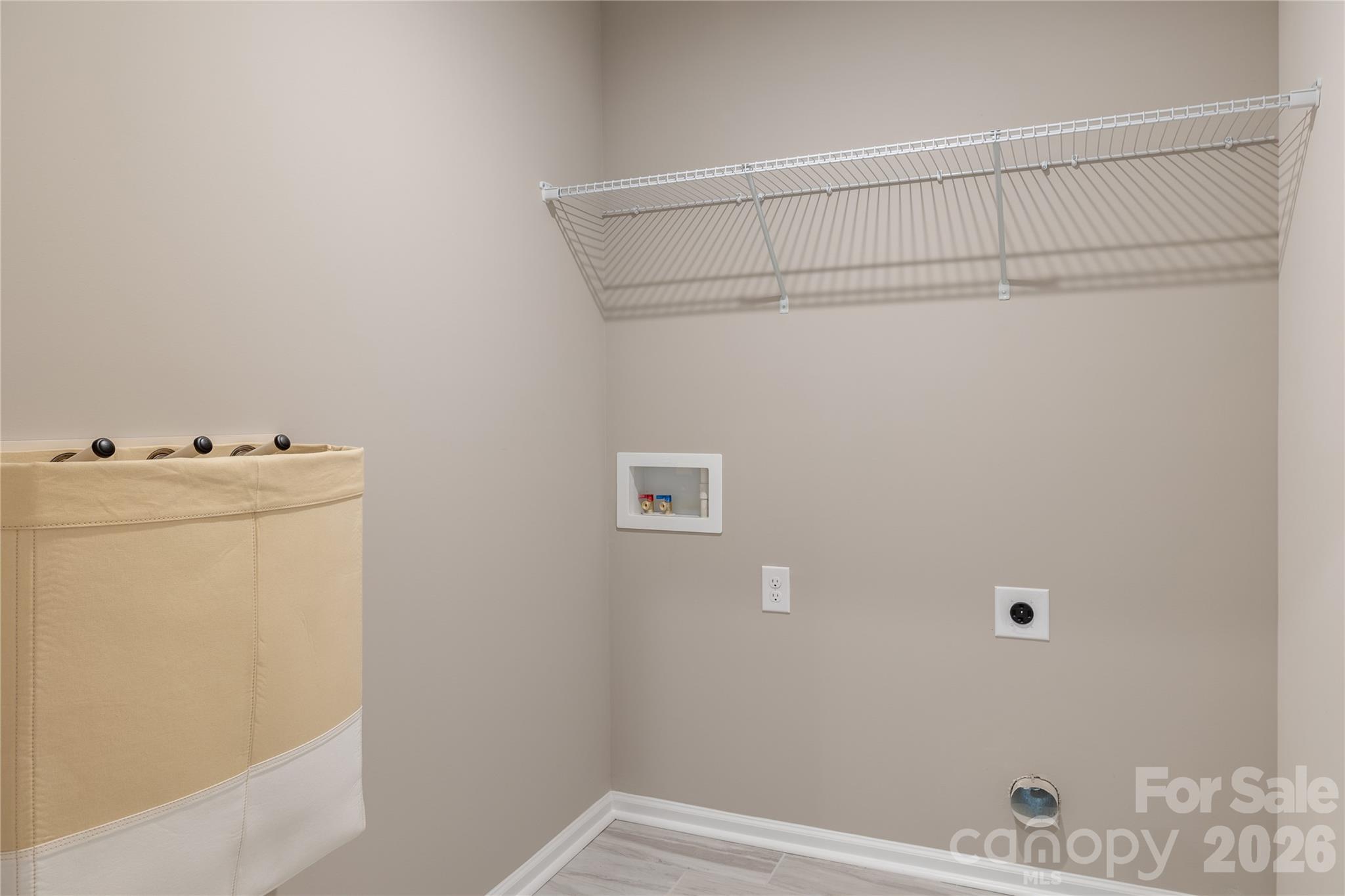12133 Bradshaw Court #424 — Charlotte
