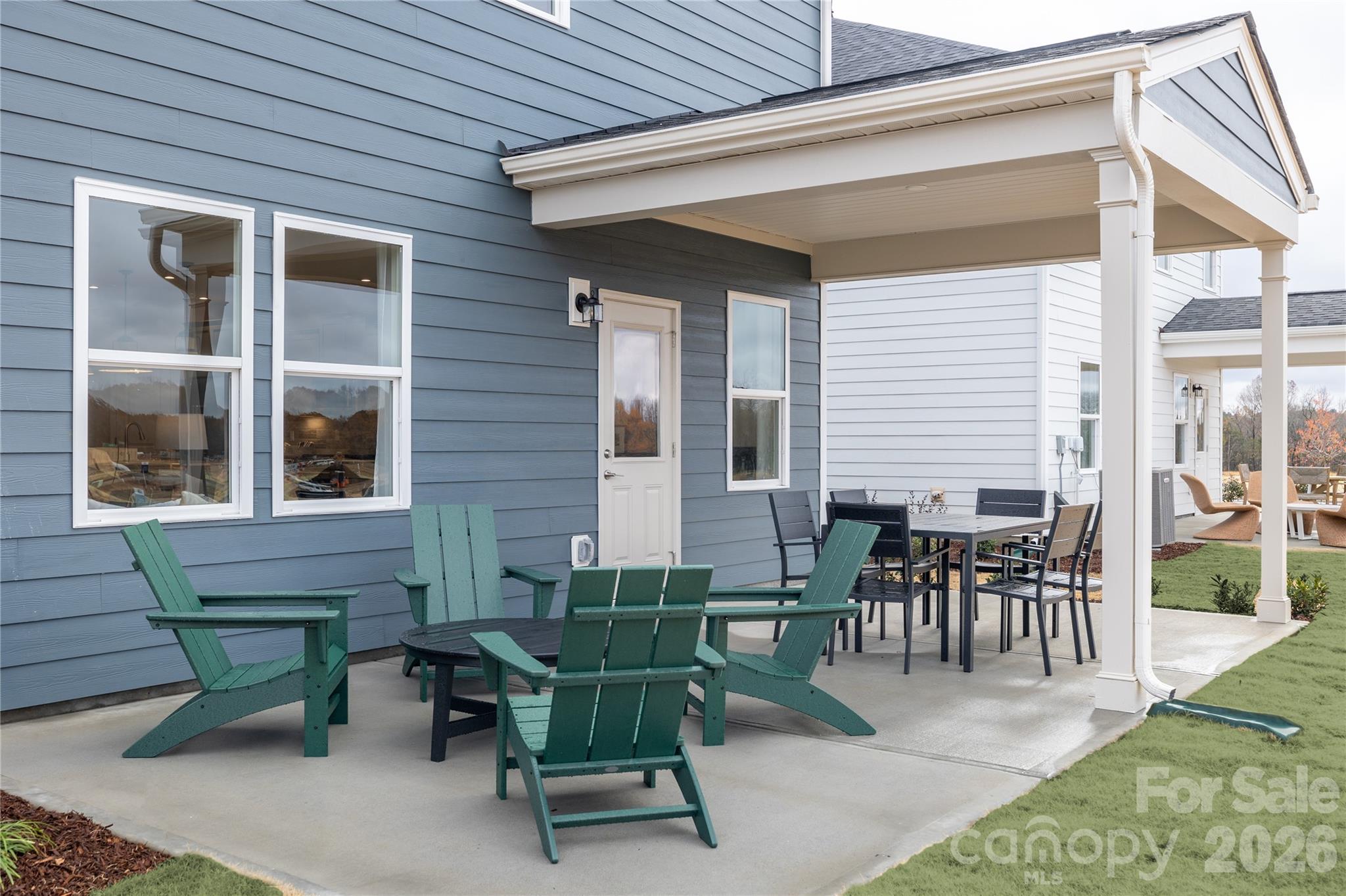 12133 Bradshaw Court #424 — Charlotte