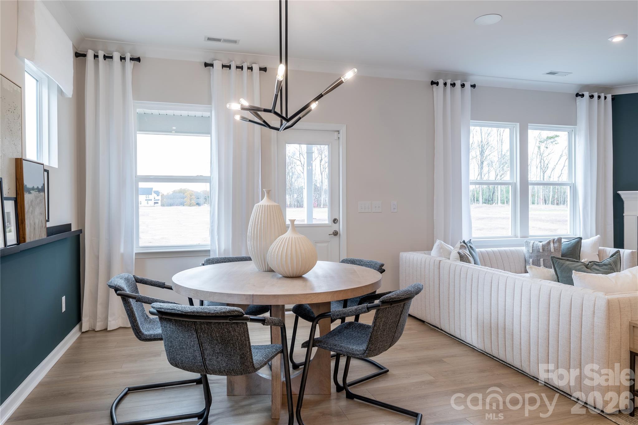 12133 Bradshaw Court #424 — Charlotte