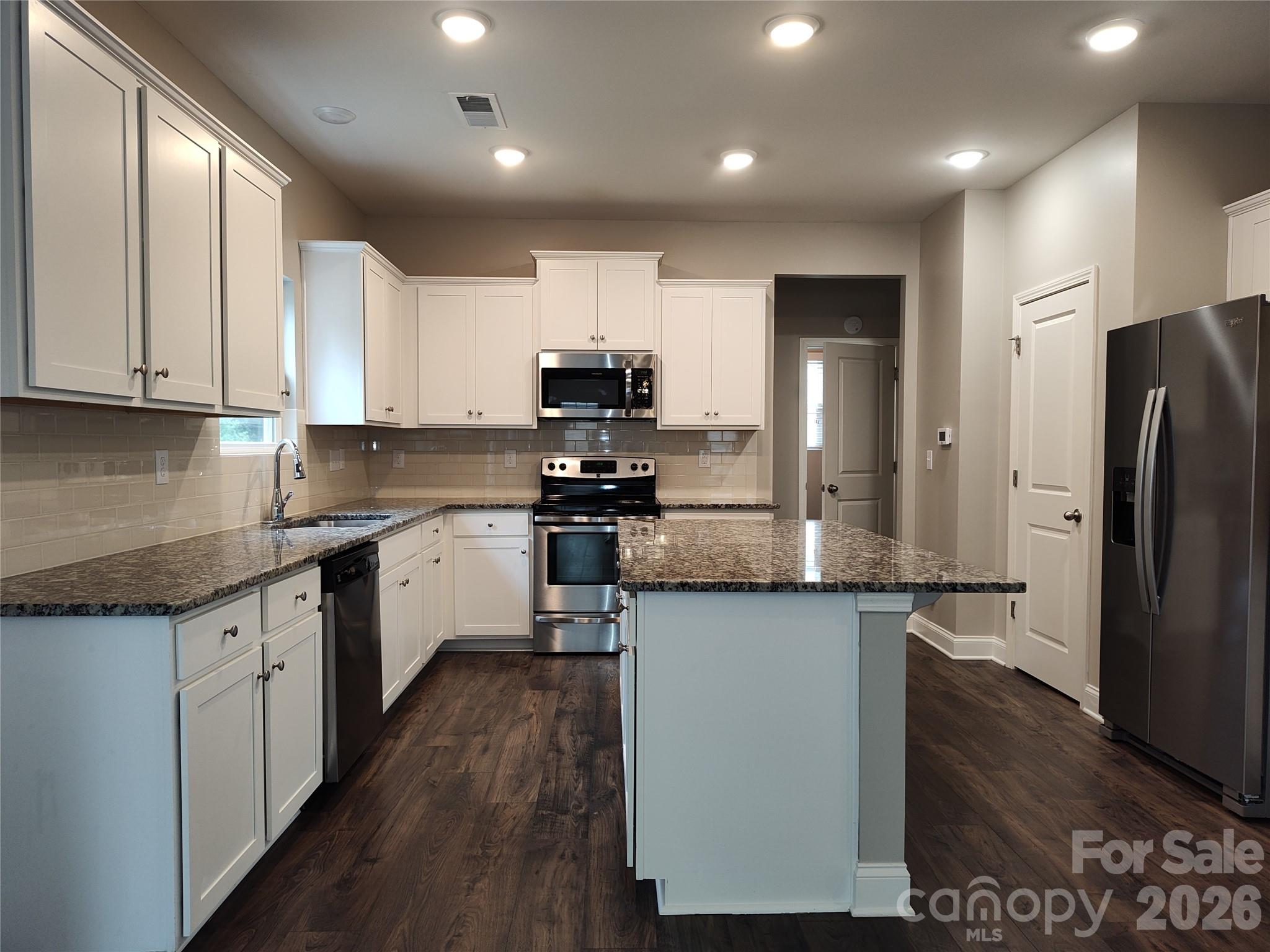 9415 Segundo Lane — Charlotte