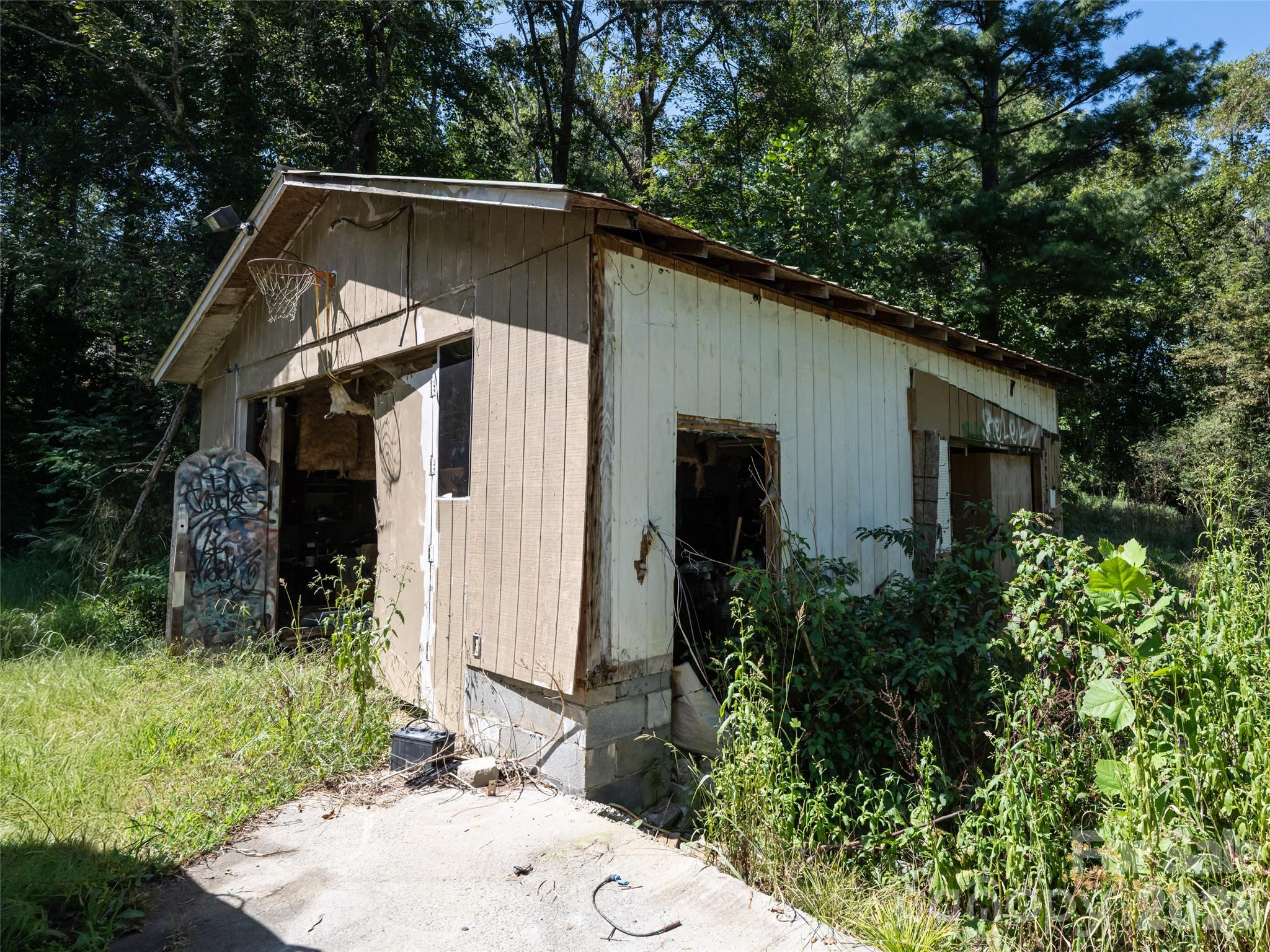 26 Audrey Lane — Asheville