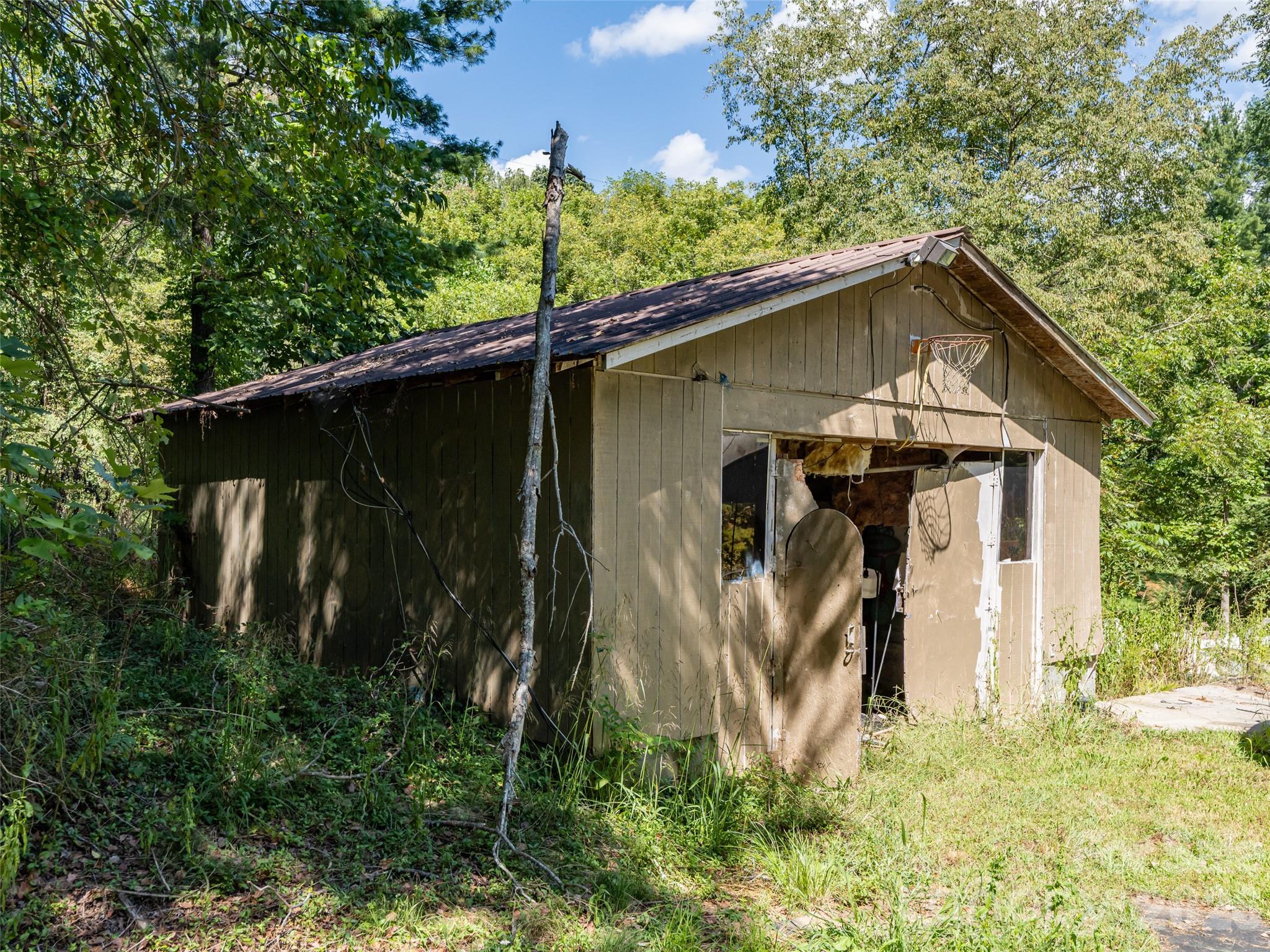 26 Audrey Lane — Asheville