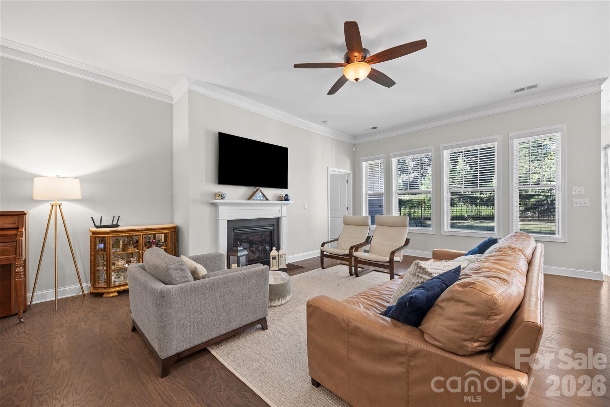 7063 Chrysanthemum Road — Lancaster