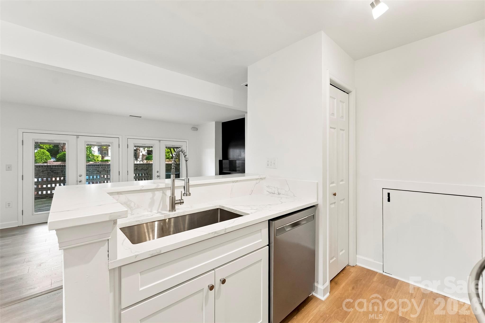 425 W 8th Street #87 — Charlotte