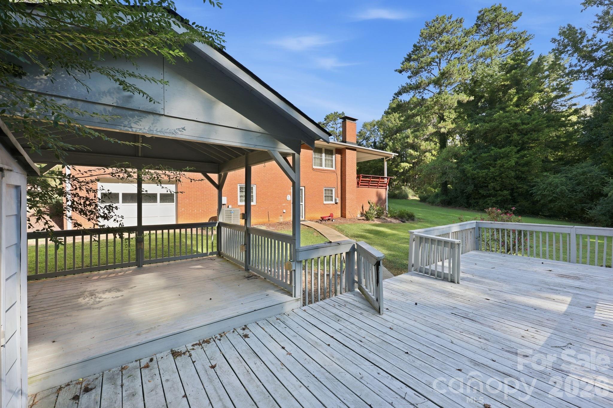 538 Pecan Drive — Oakboro