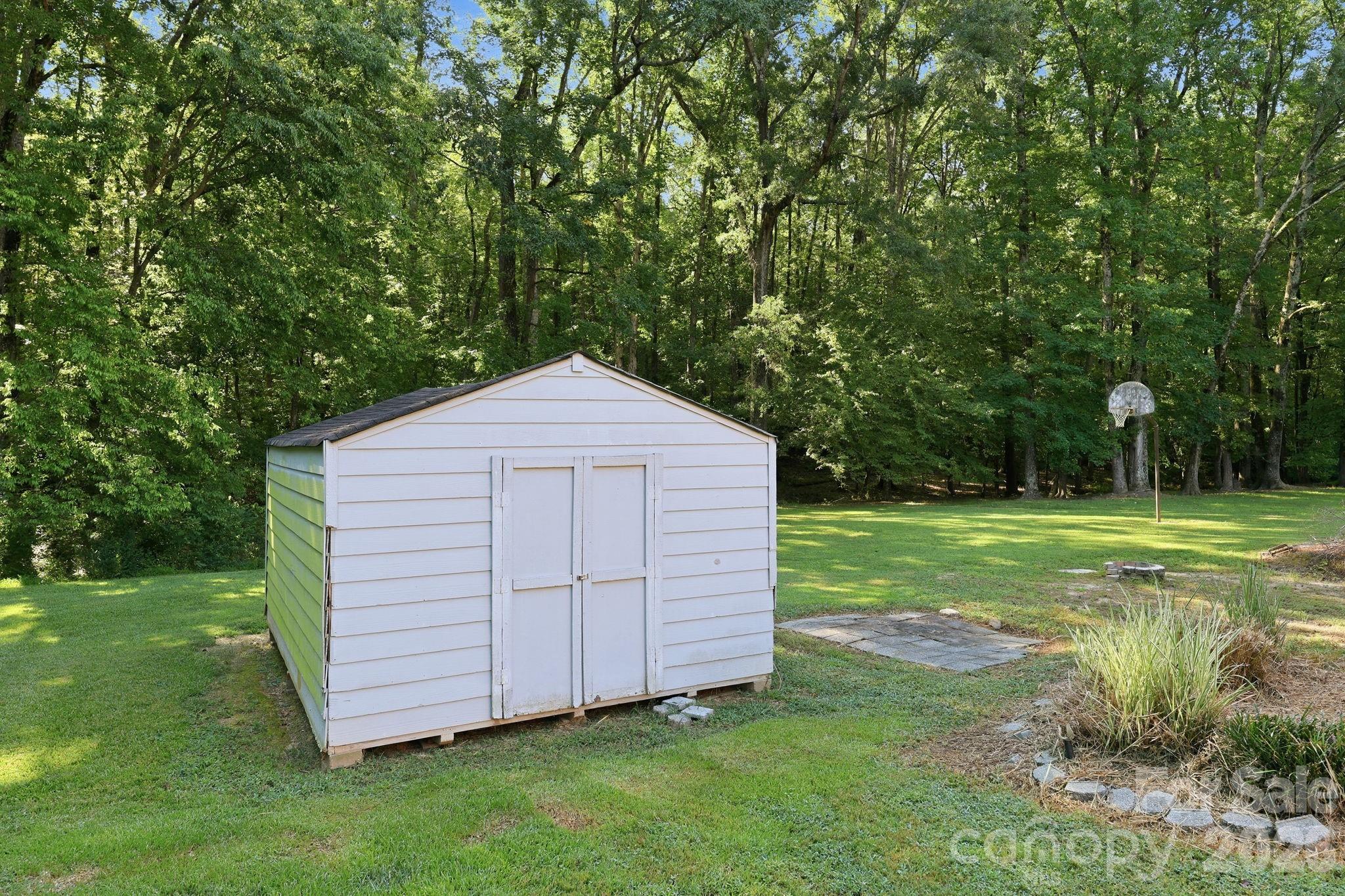 538 Pecan Drive — Oakboro