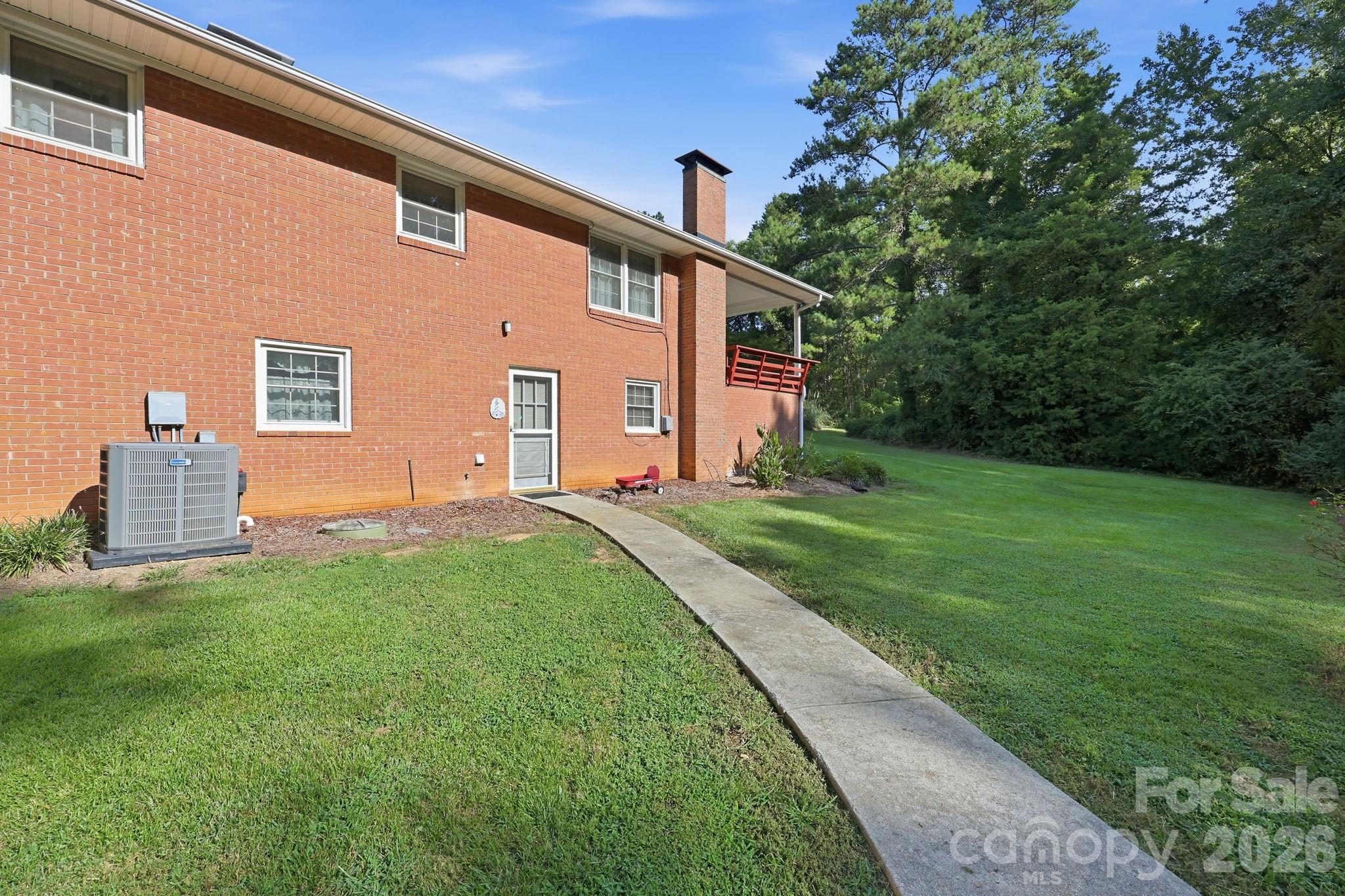 538 Pecan Drive — Oakboro