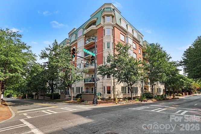 401 N Church Street #607 — Charlotte