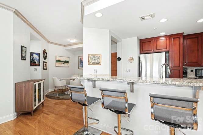 401 N Church Street #607 — Charlotte