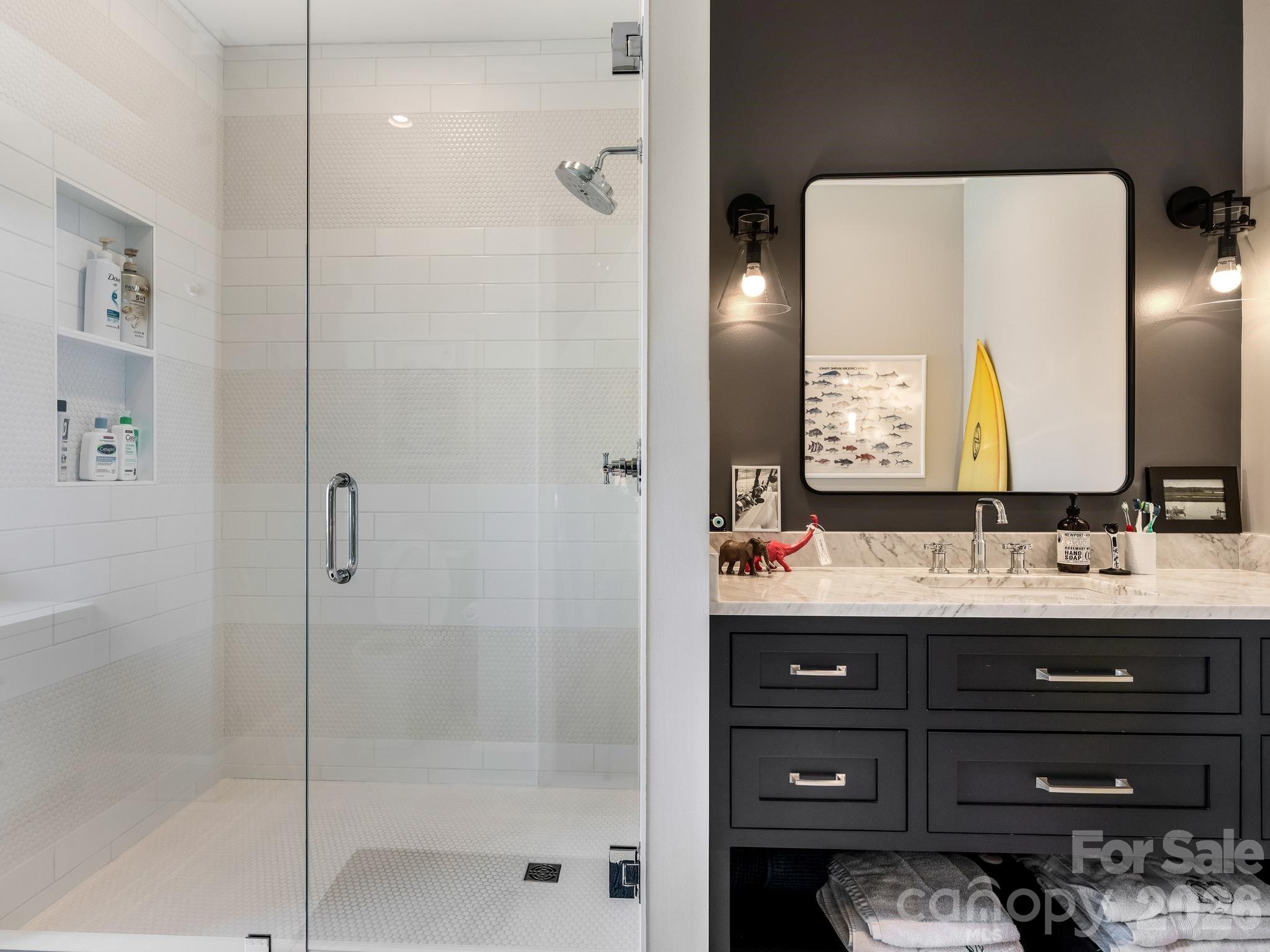 2422 Ferncliff Road — Charlotte