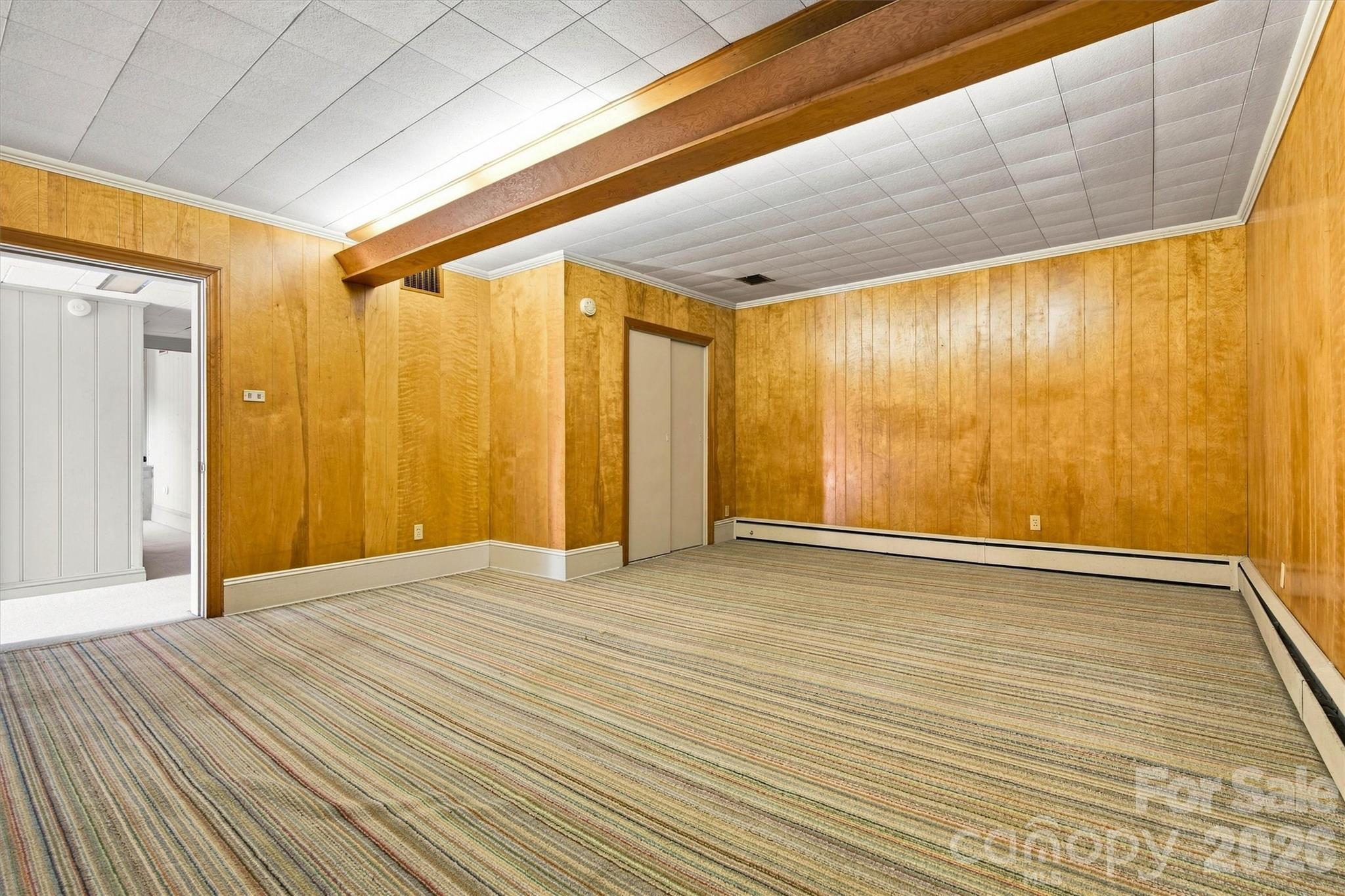 4830 N Center Street — Hickory