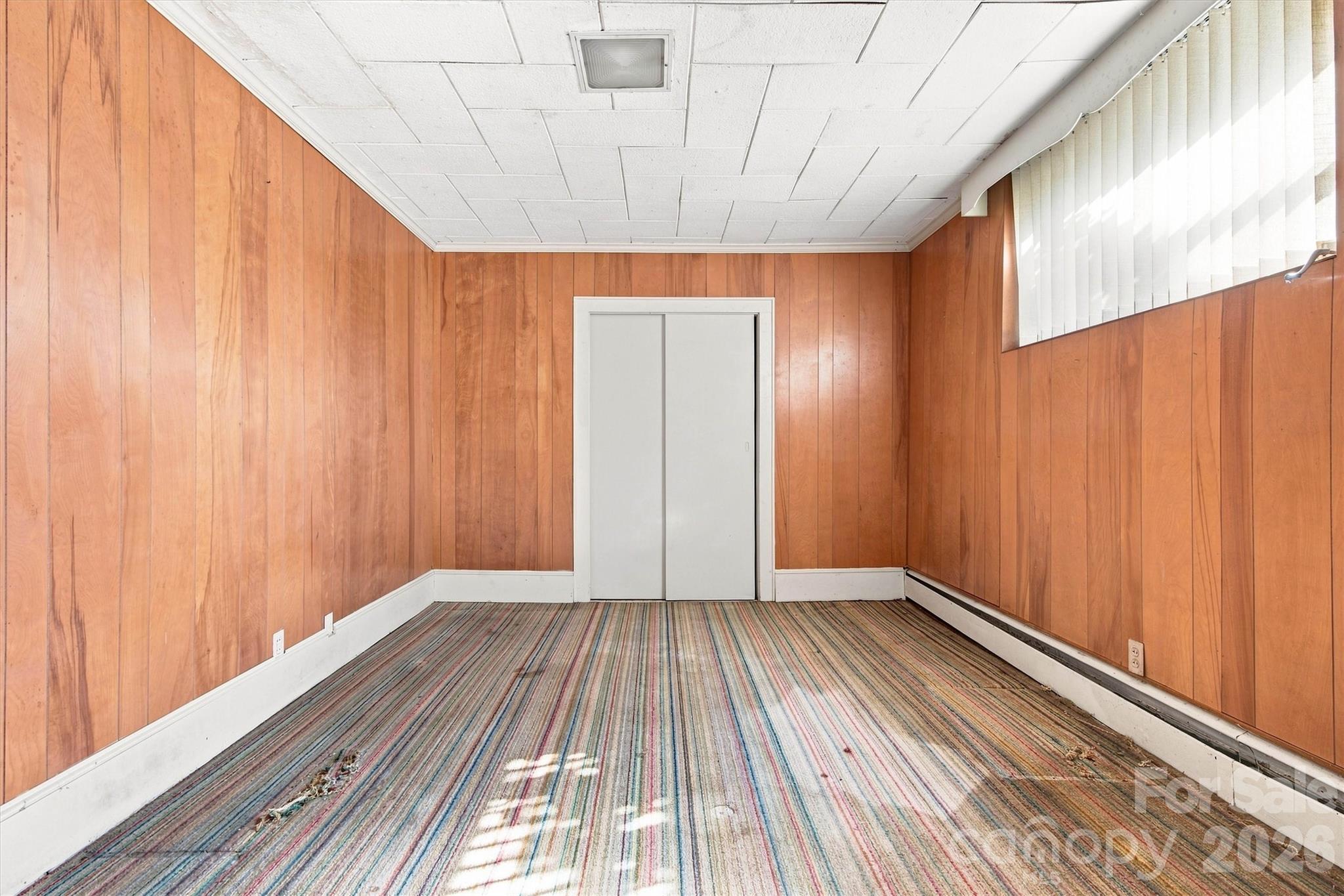 4830 N Center Street — Hickory