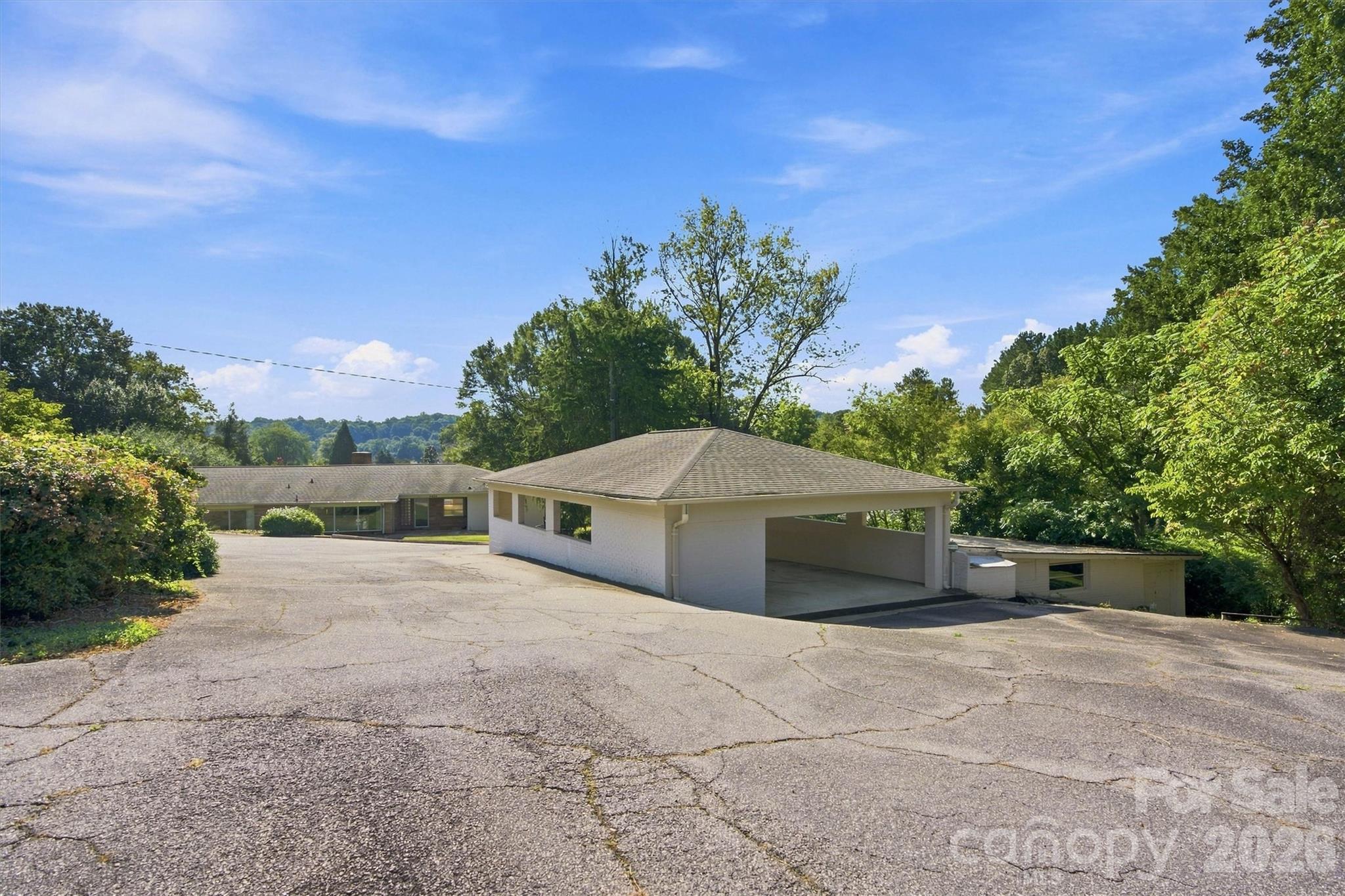 4830 N Center Street — Hickory