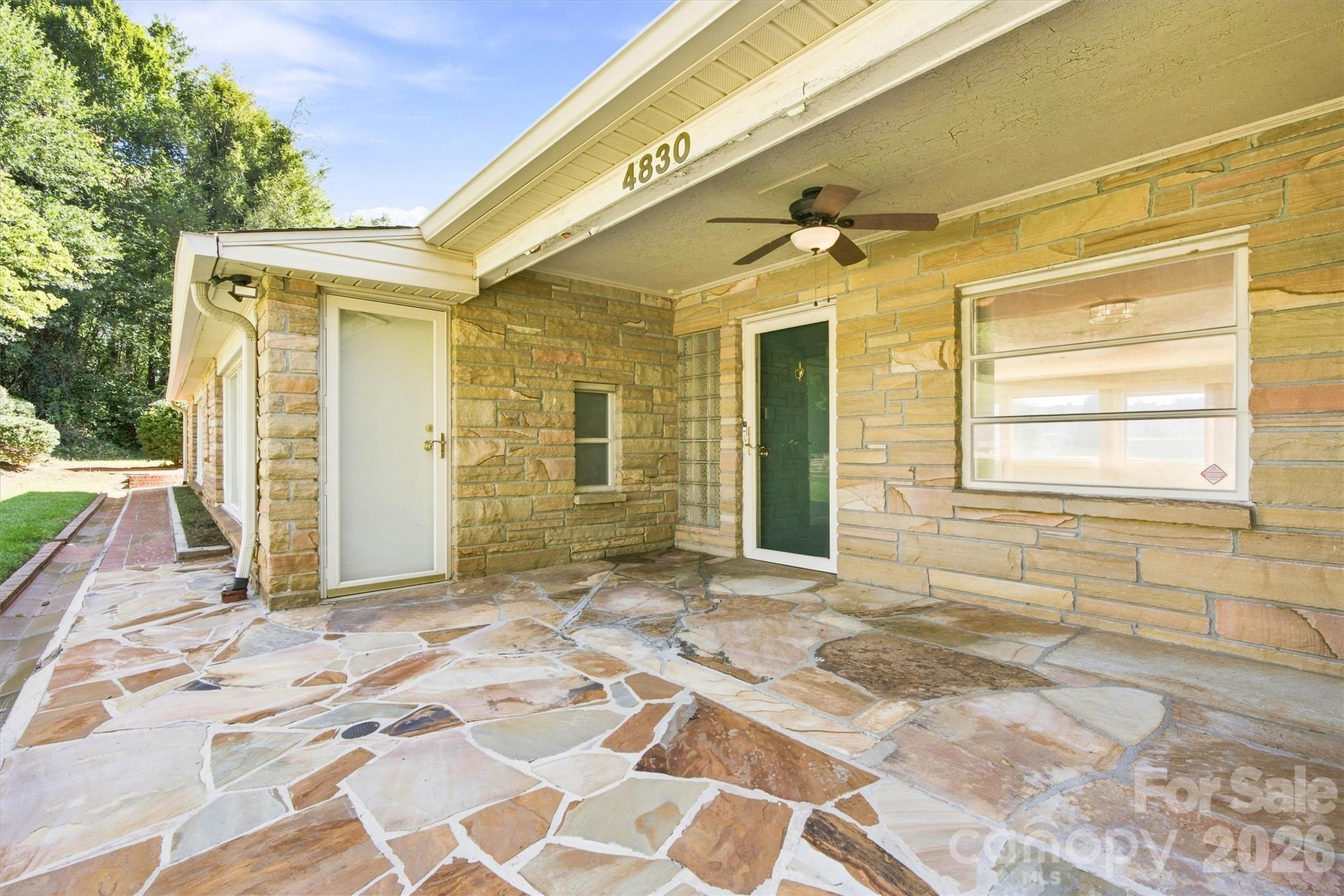 4830 N Center Street — Hickory
