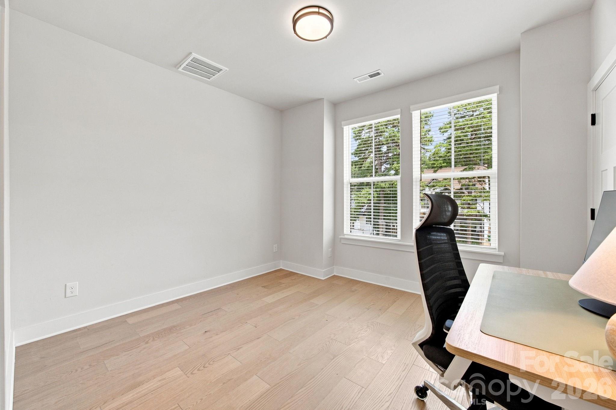 2303 Rozzelles Ferry Road — Charlotte
