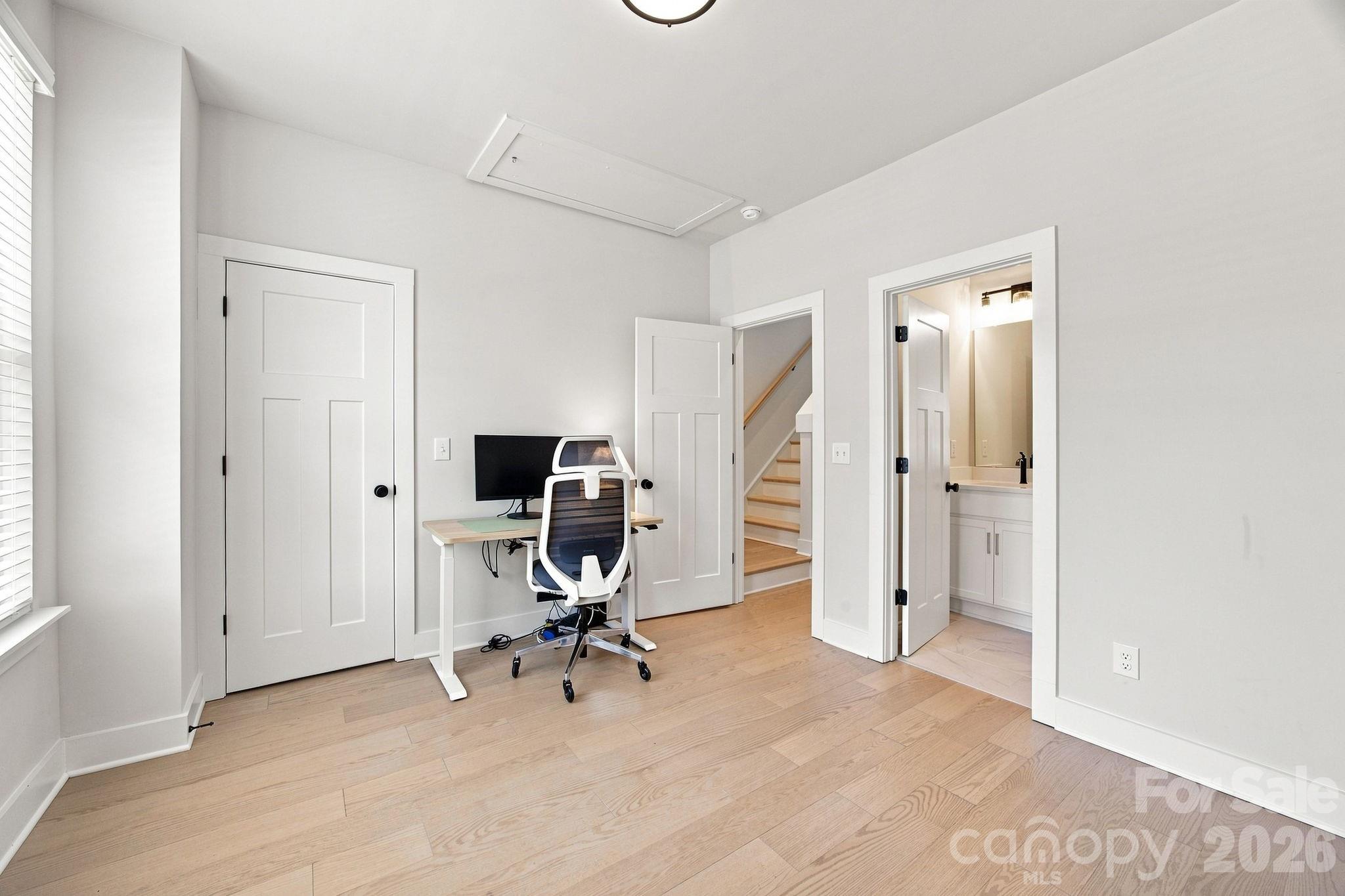 2303 Rozzelles Ferry Road — Charlotte