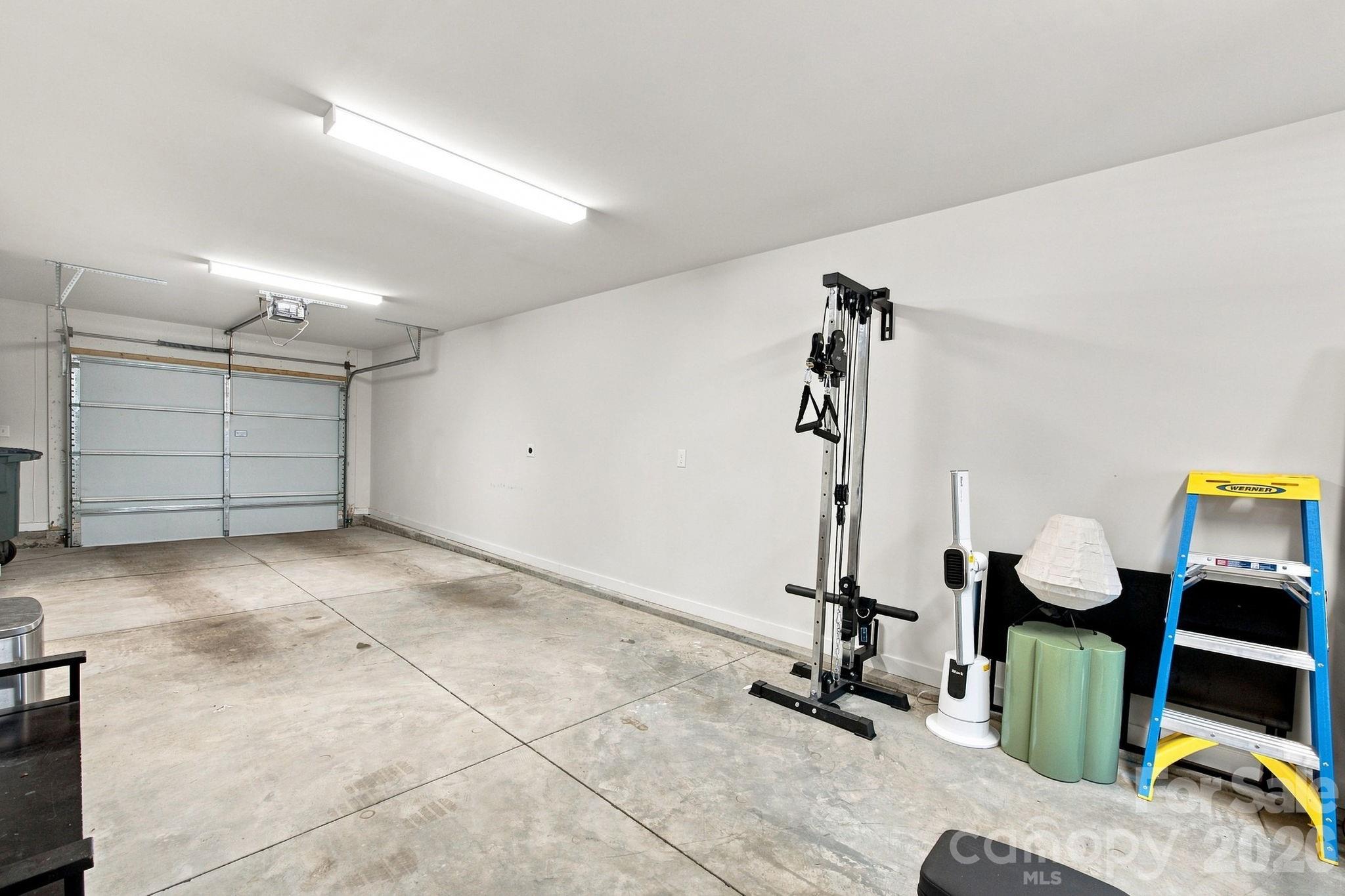 2303 Rozzelles Ferry Road — Charlotte