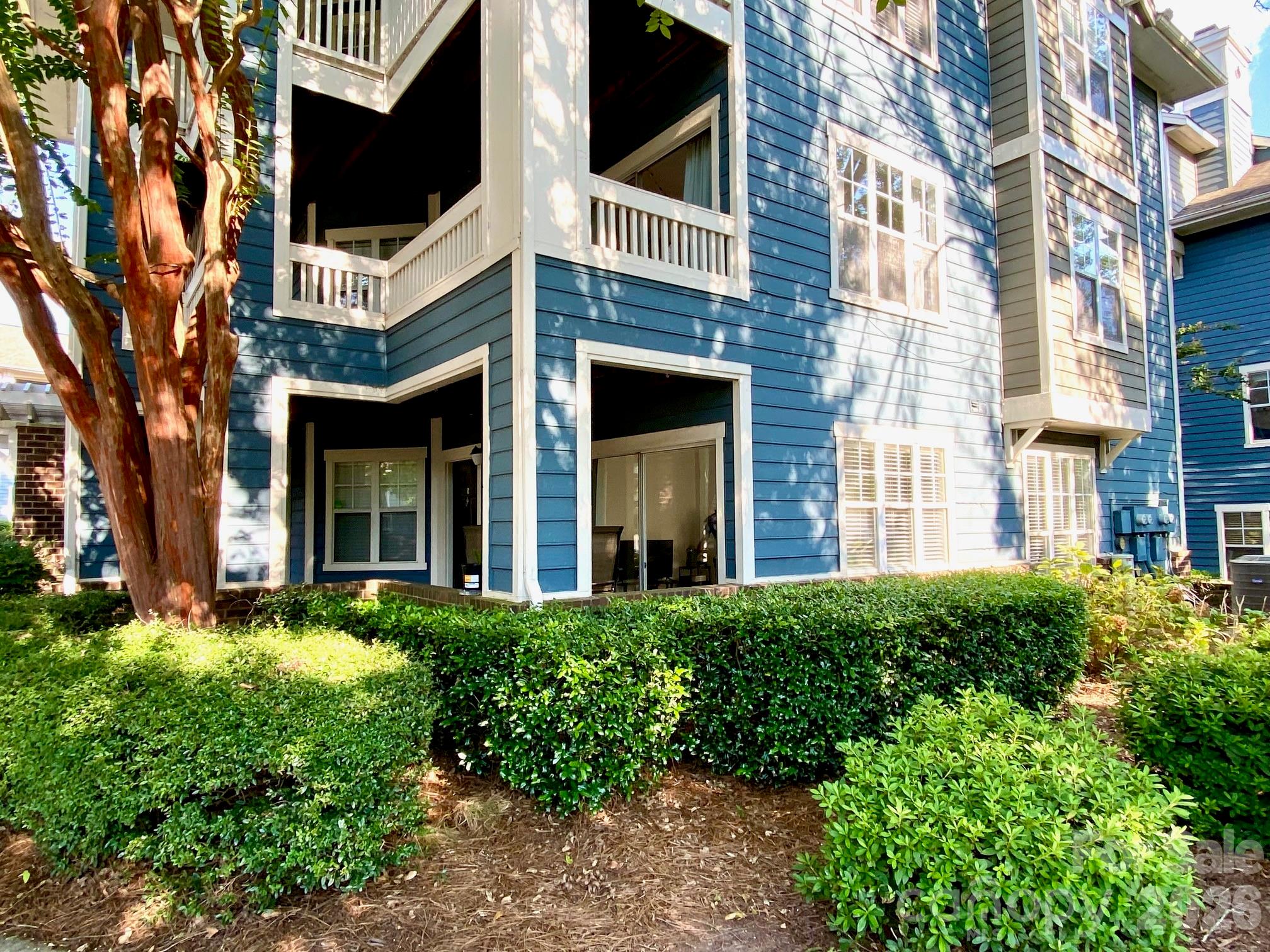 417 Olmsted Park Place — Charlotte