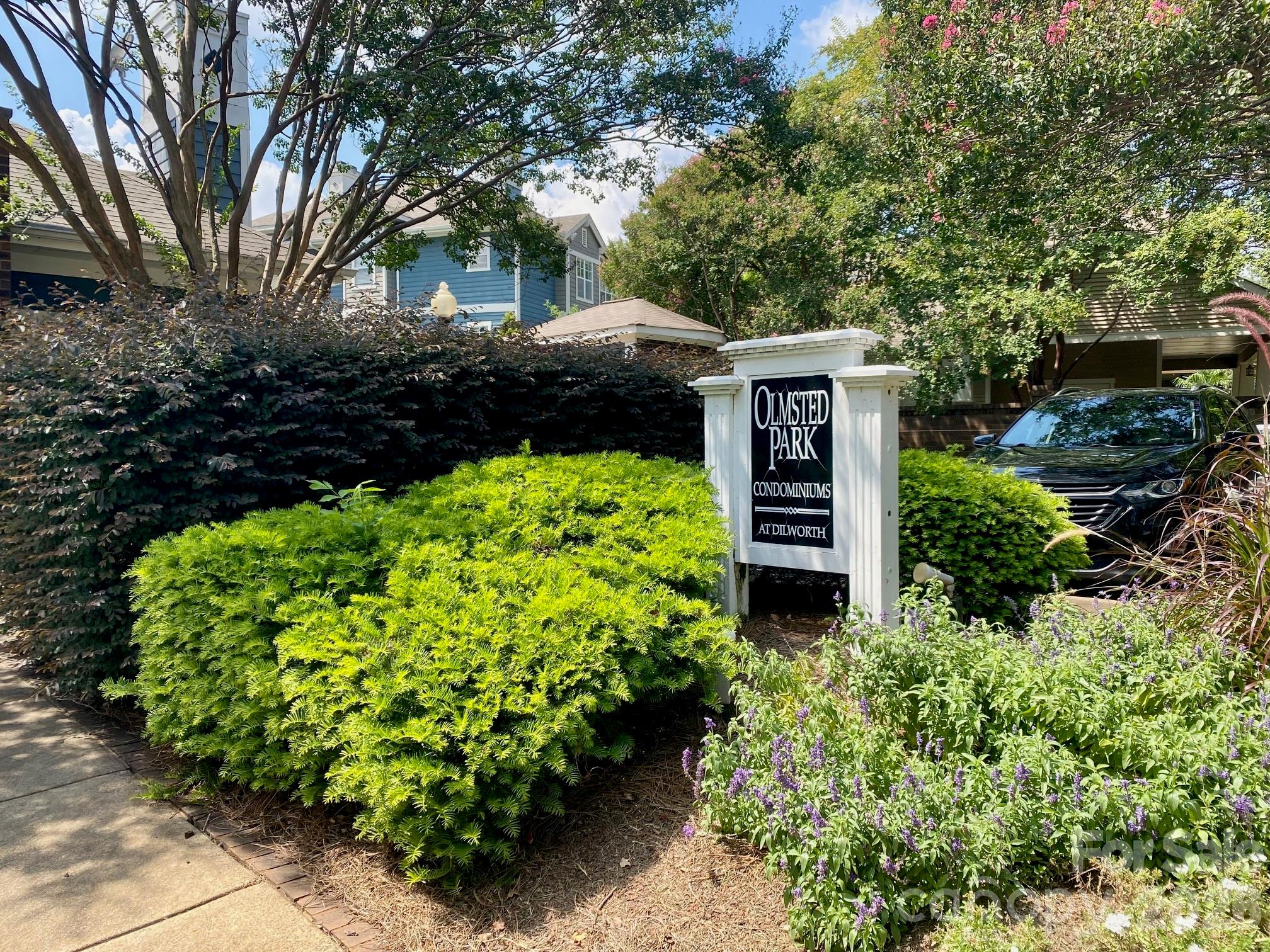 417 Olmsted Park Place — Charlotte