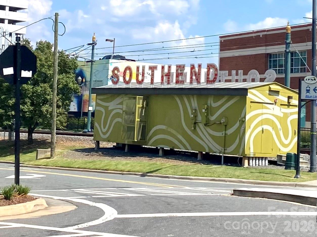 417 Olmsted Park Place — Charlotte