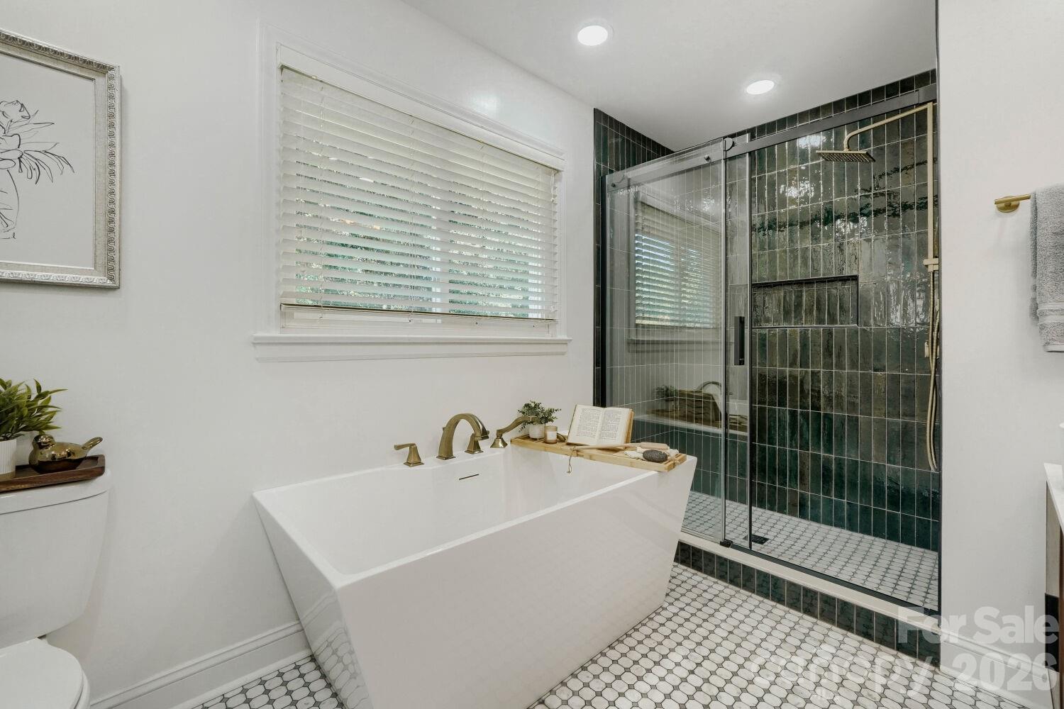 6607 Indian Lane — Charlotte
