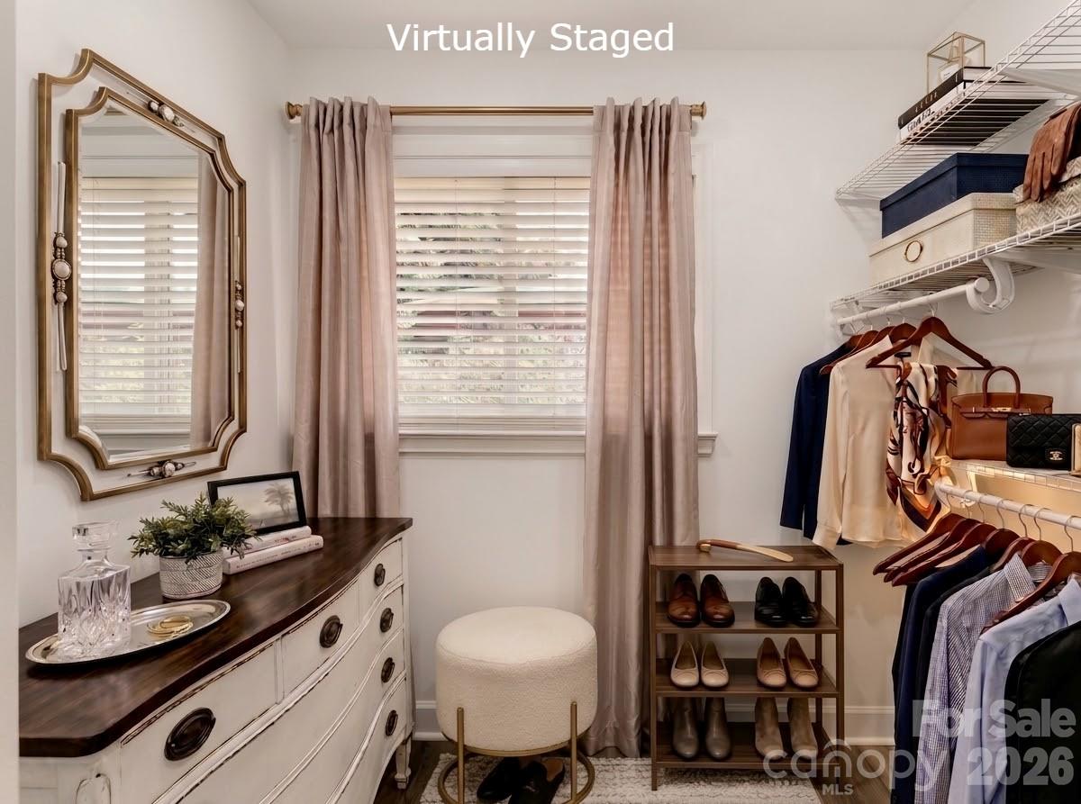 6607 Indian Lane — Charlotte