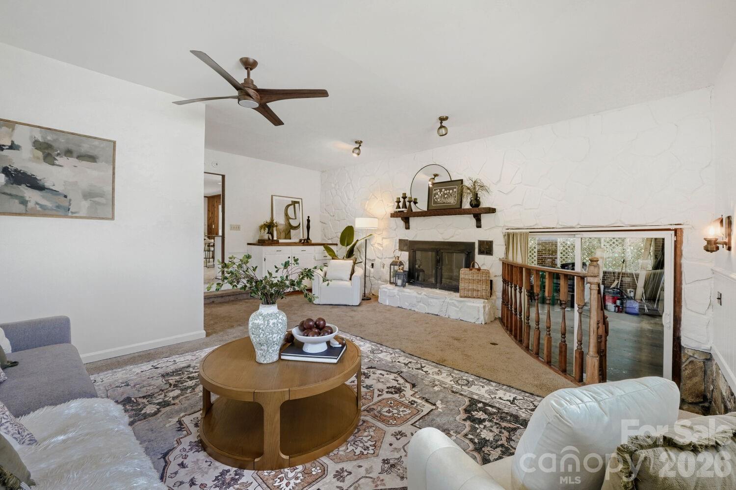 6607 Indian Lane — Charlotte
