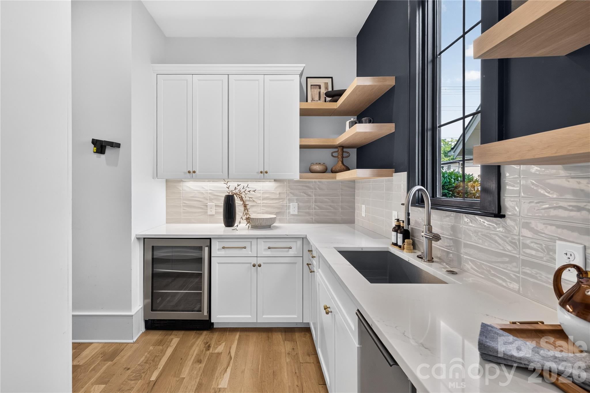 632 Ideal Way — Charlotte