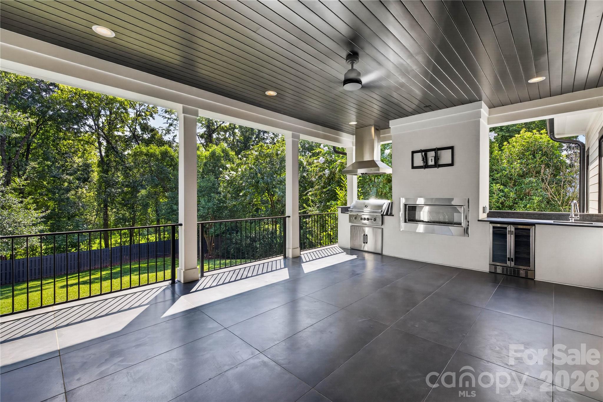 632 Ideal Way — Charlotte
