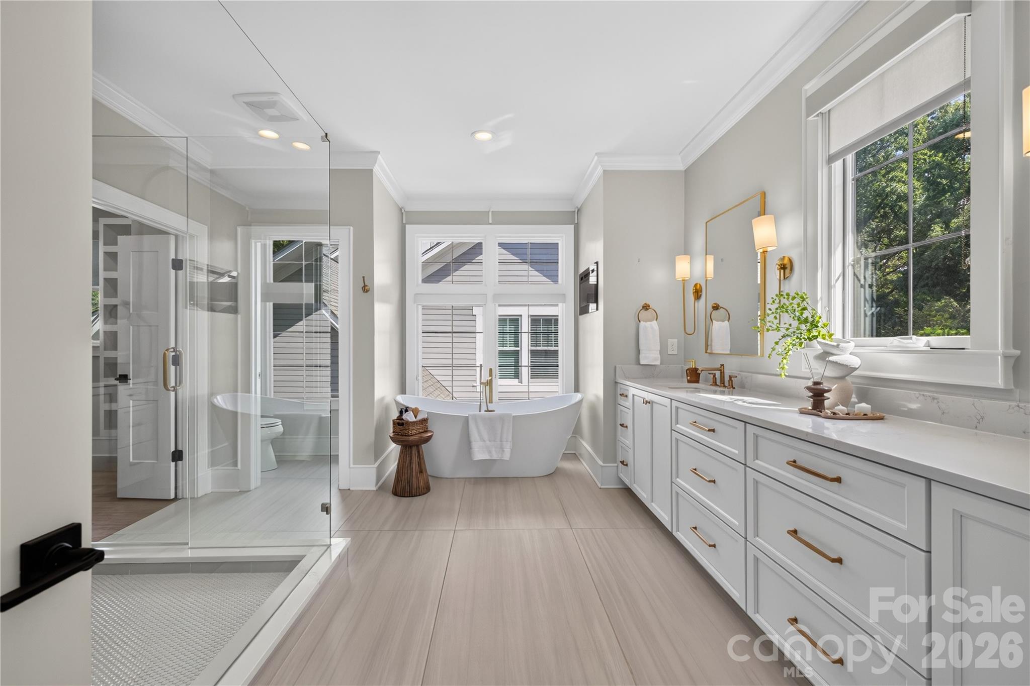 632 Ideal Way — Charlotte