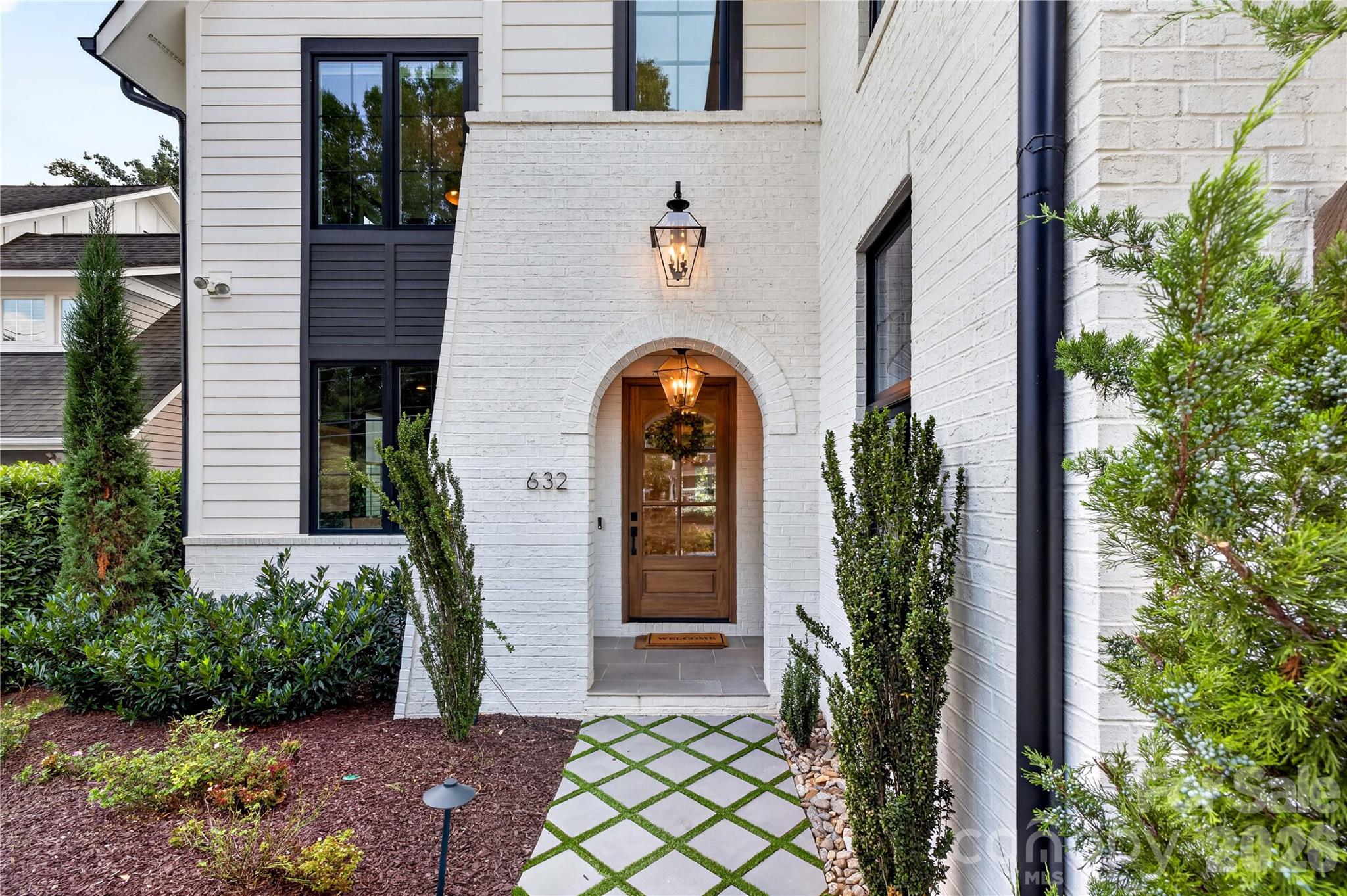 632 Ideal Way — Charlotte