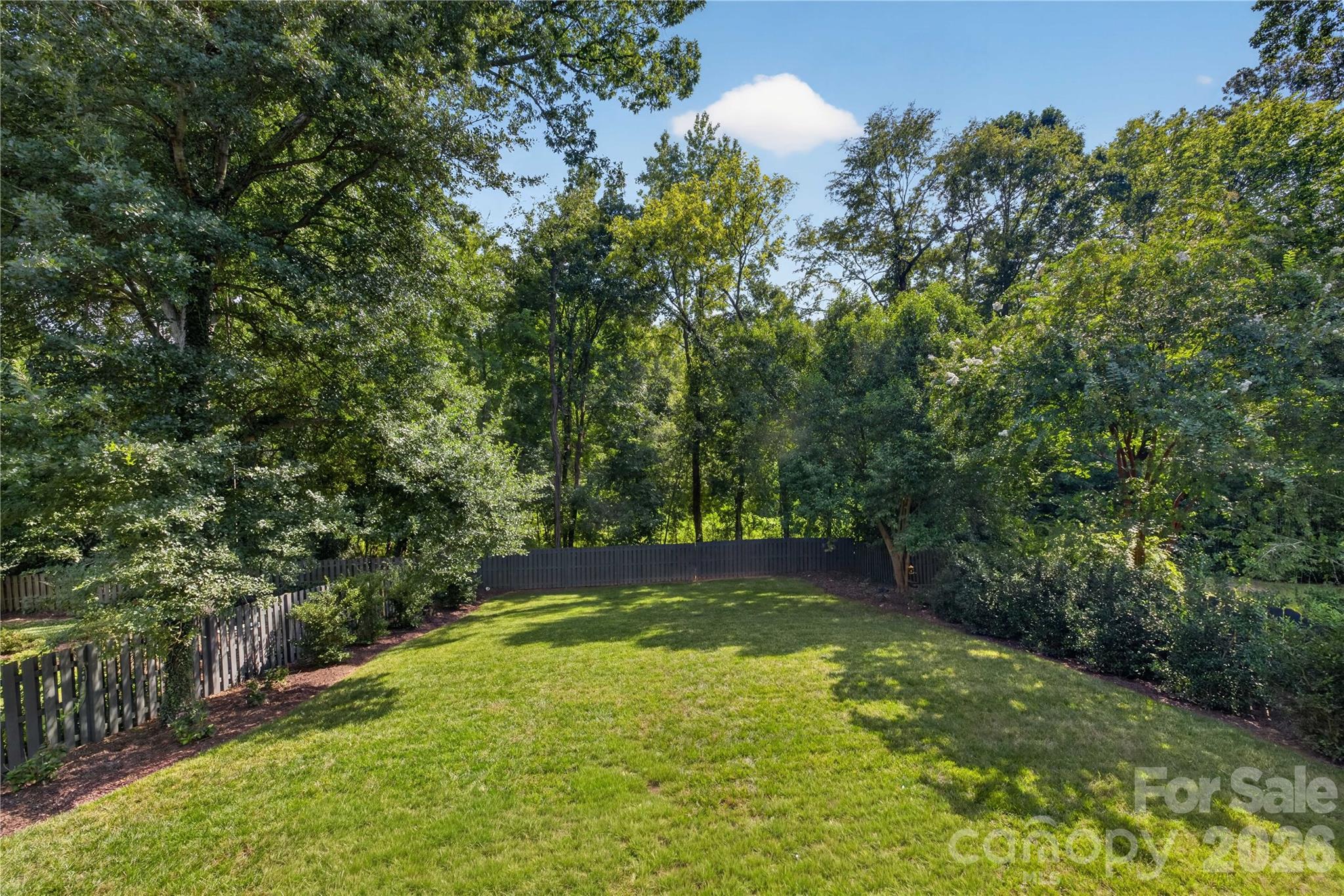 632 Ideal Way — Charlotte